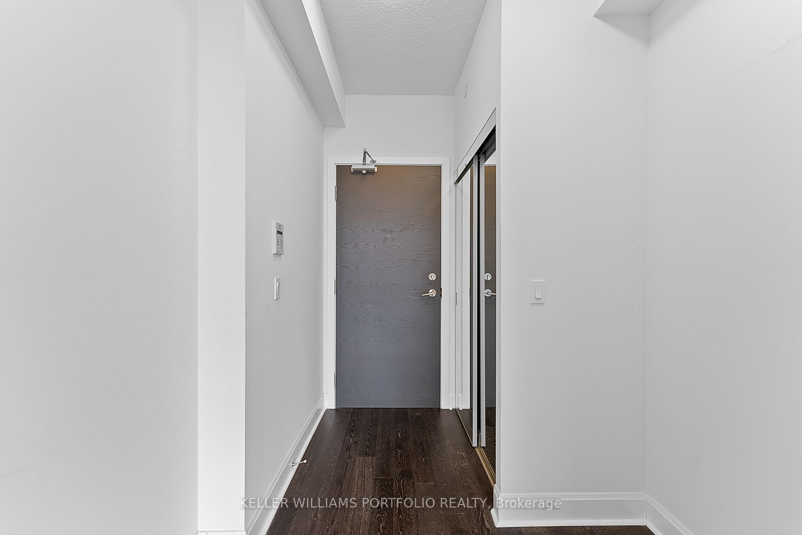 Unit 1011 - 33 Shore Breeze Drive, Etobicoke 3