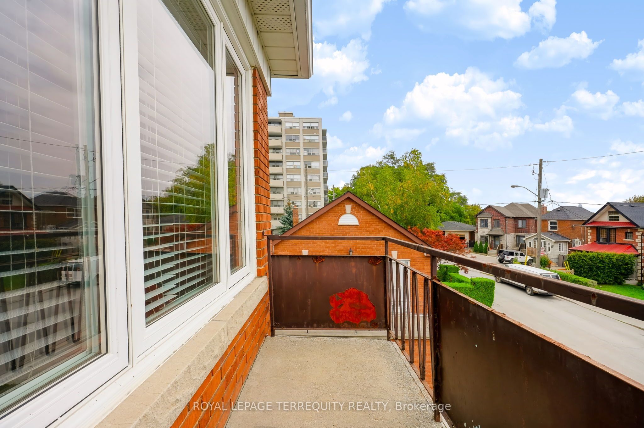 Unit Upper - 32 Dynevor Road, Toronto 5