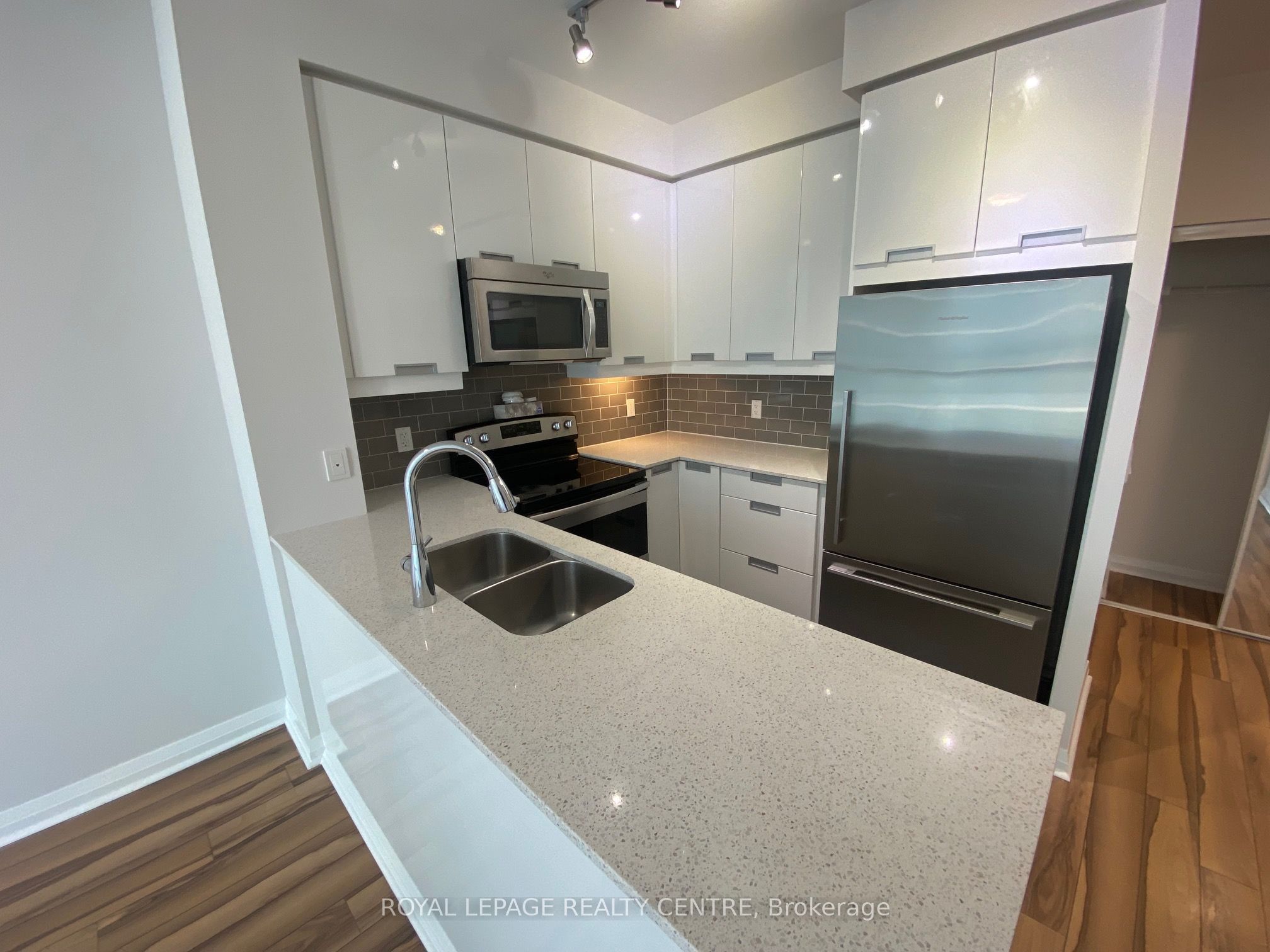 Unit 2108 - 55 Eglinton Avenue W, Mississauga 3