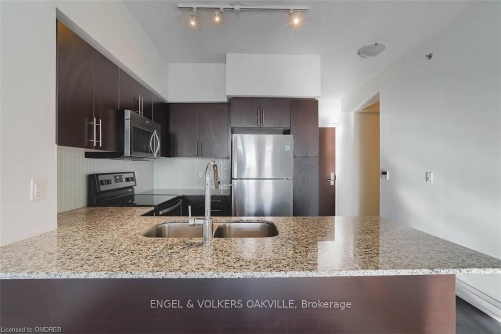 Unit 710 - 65 Speers Road, Oakville 3