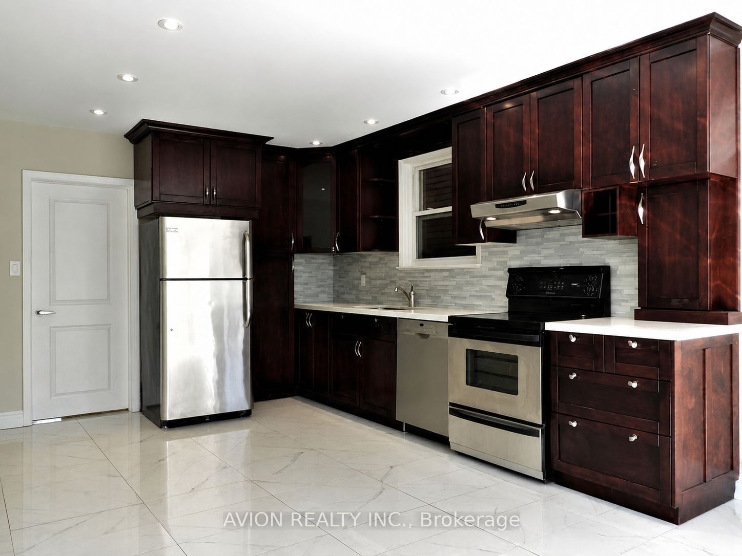 Unit 2 - 42 Emerald Crescent, Etobicoke 2