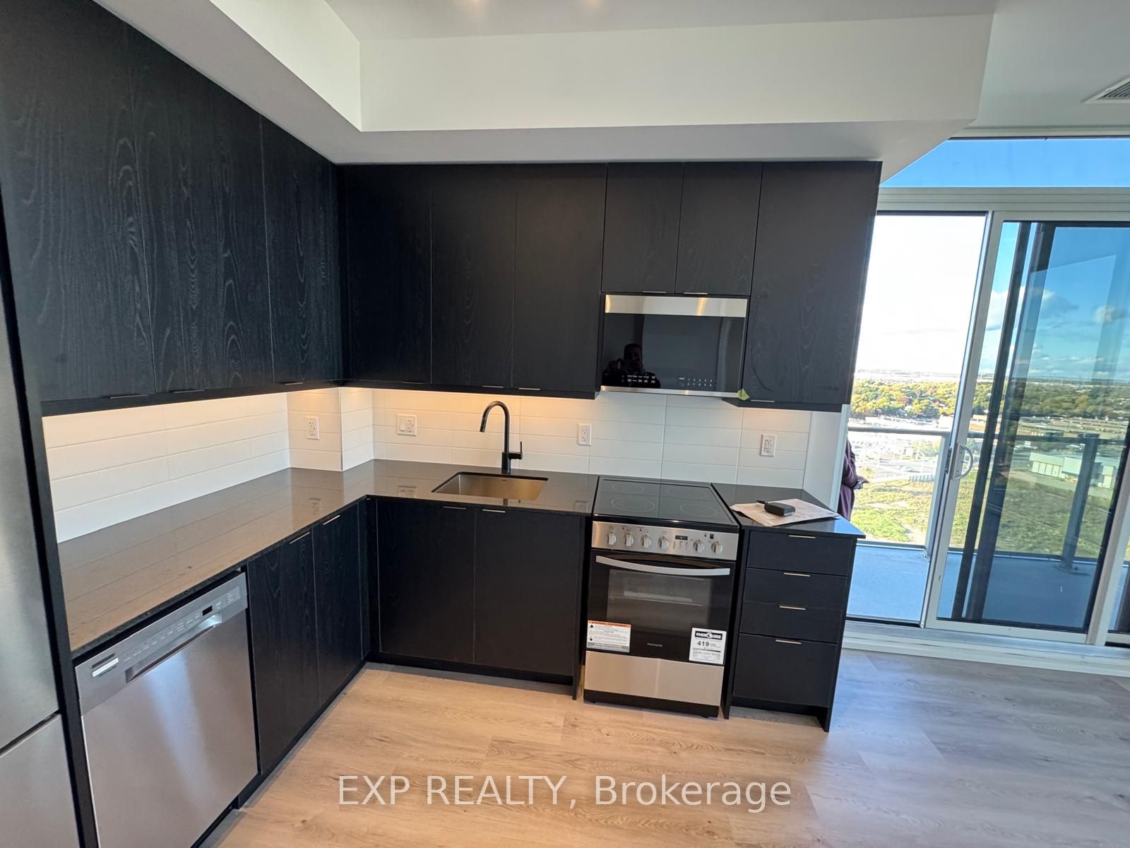 Unit 1510 B - 125 Nippising Road, Milton 5
