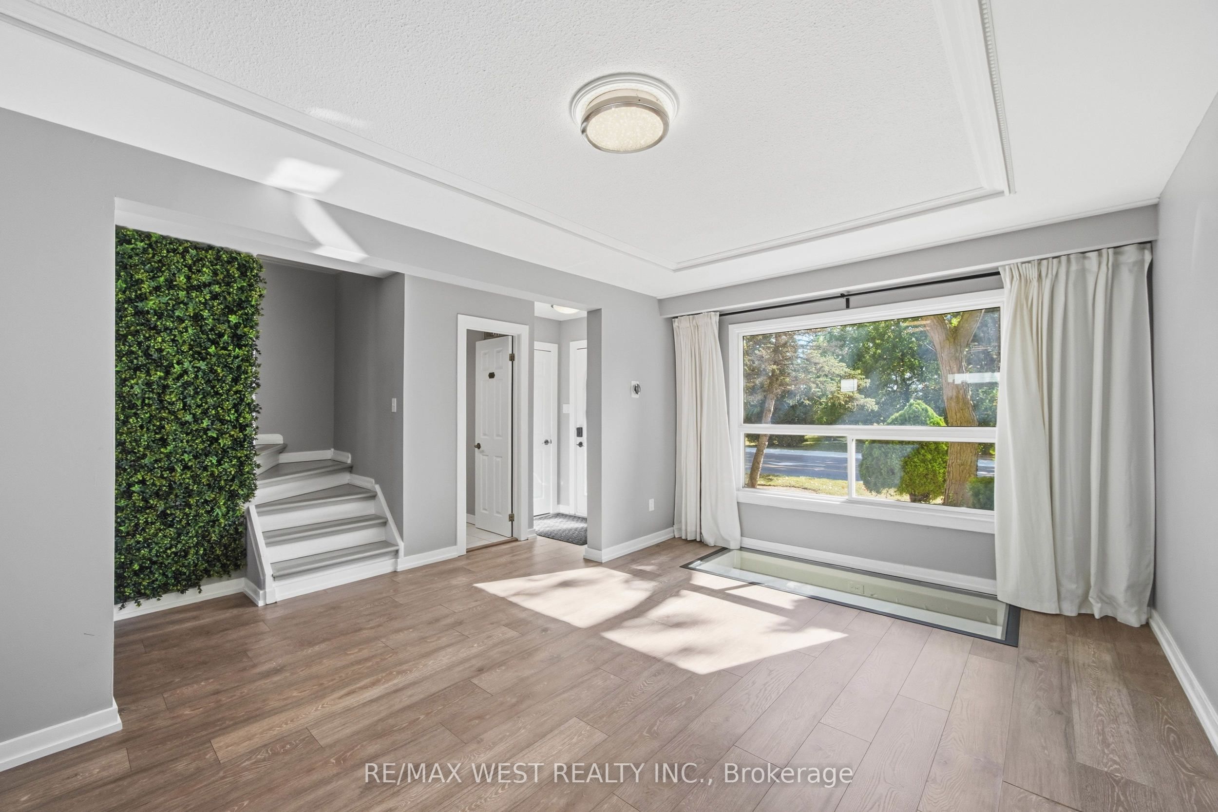 Unit 113 - 5475 Lakeshore Road, Burlington 4