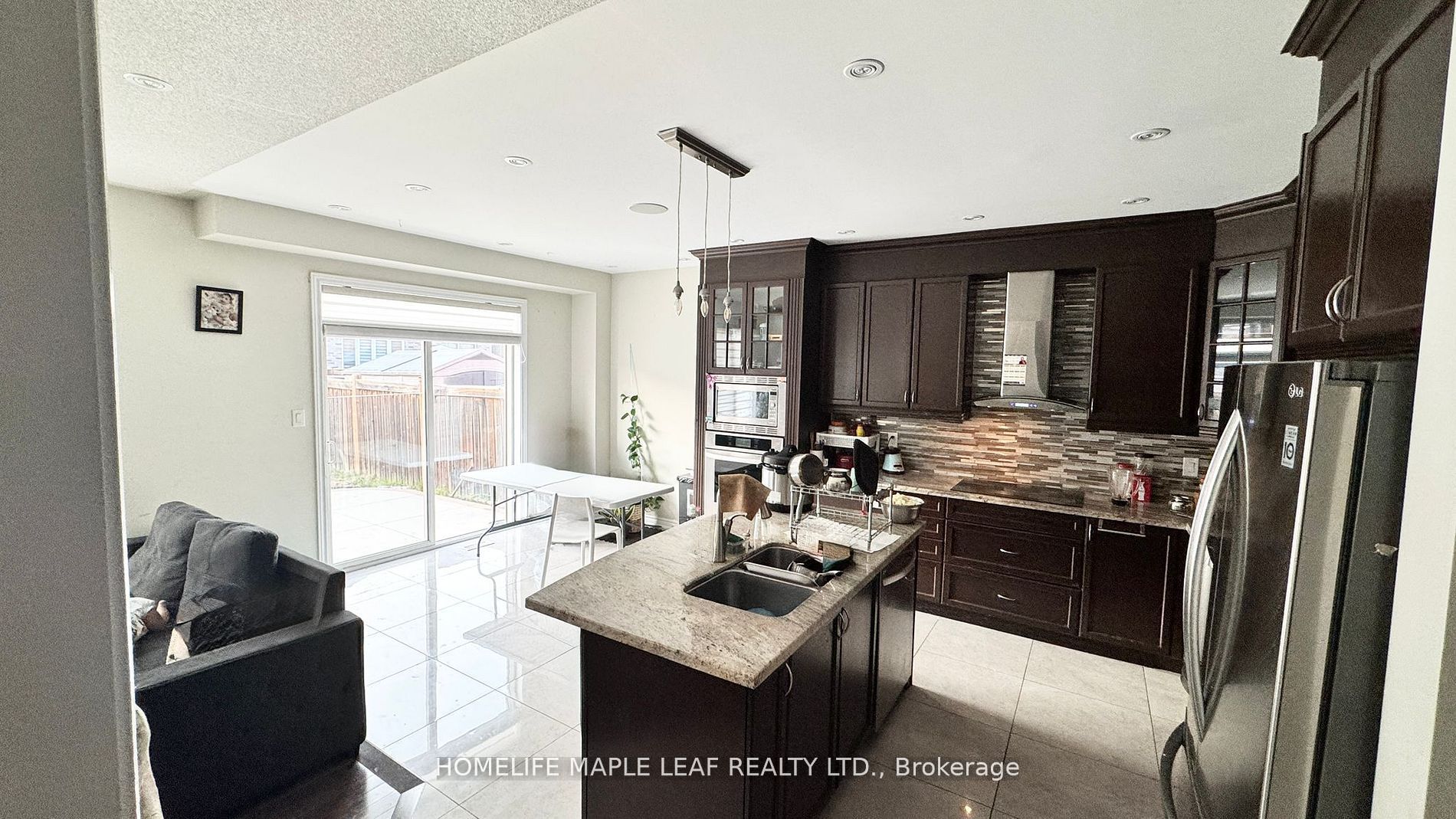 8 Ricardo Road, Brampton 3