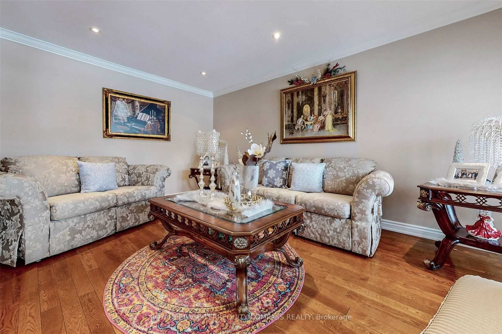 6151 Camgreen Circ N, Mississauga, Ontario L5N4N2 Sold History HouseSigma