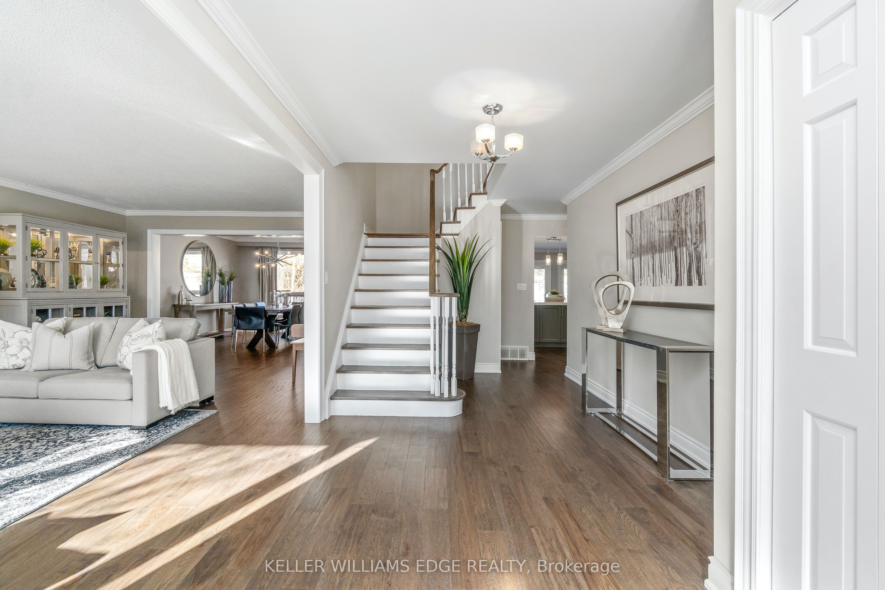 1347 Bryanston Crt, Burlington, Ontario L7P3N7 Sold History HouseSigma