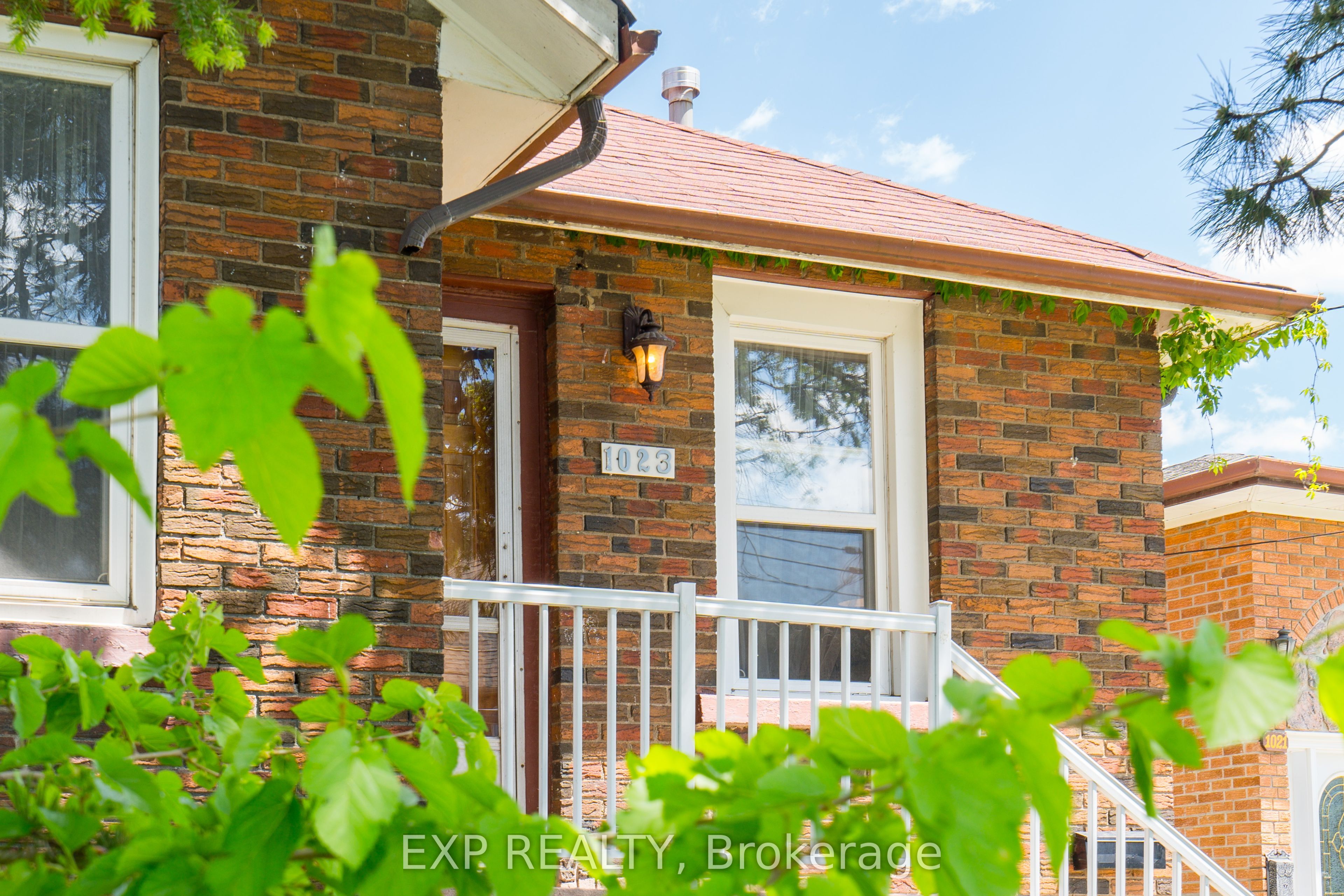 1023 Westmount Ave, Mississauga, Ontario L5E1X3 HouseSigma