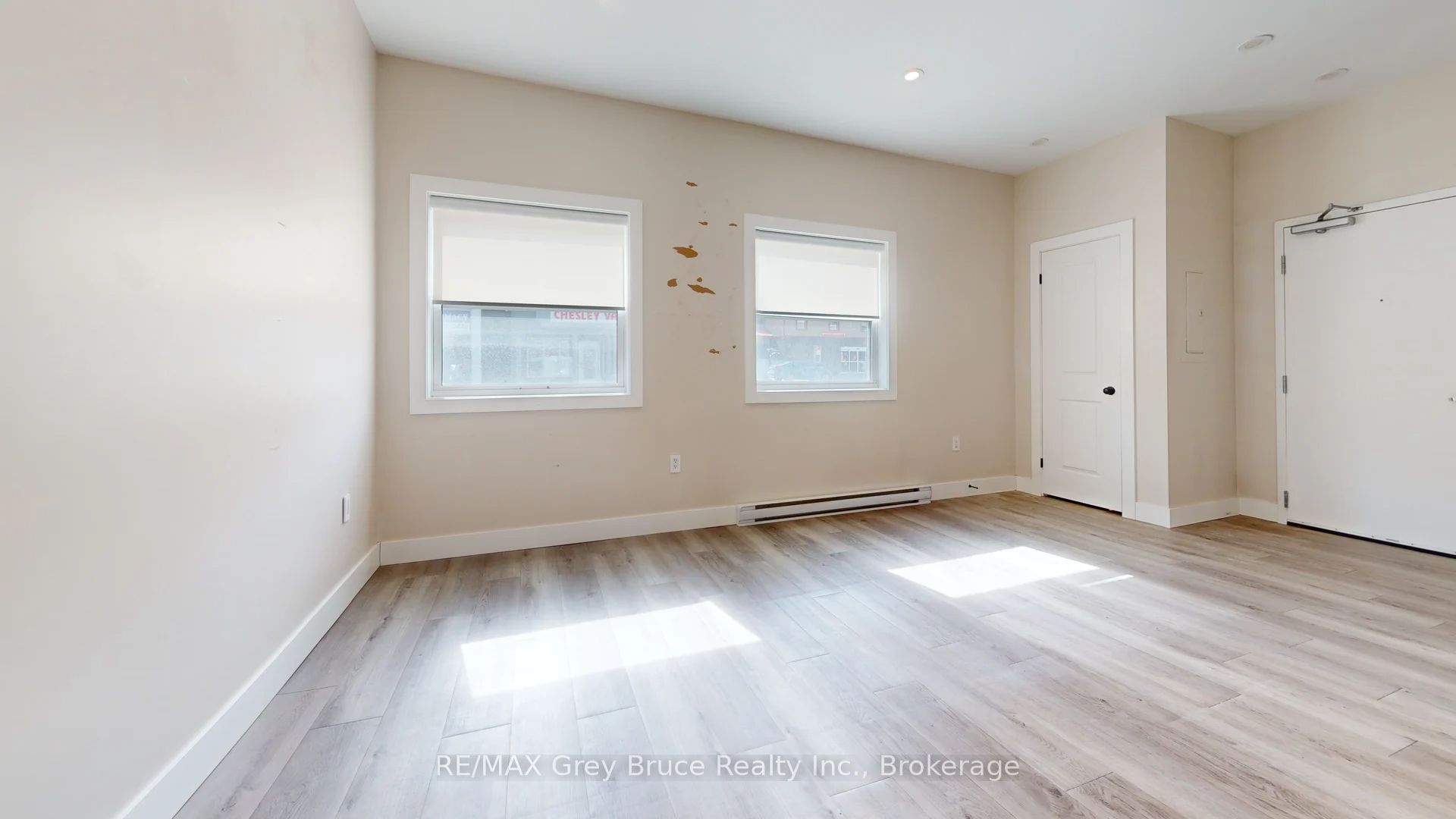 Unit Unit 4 - 39 1st Avenue S, Arran-Elderslie 3