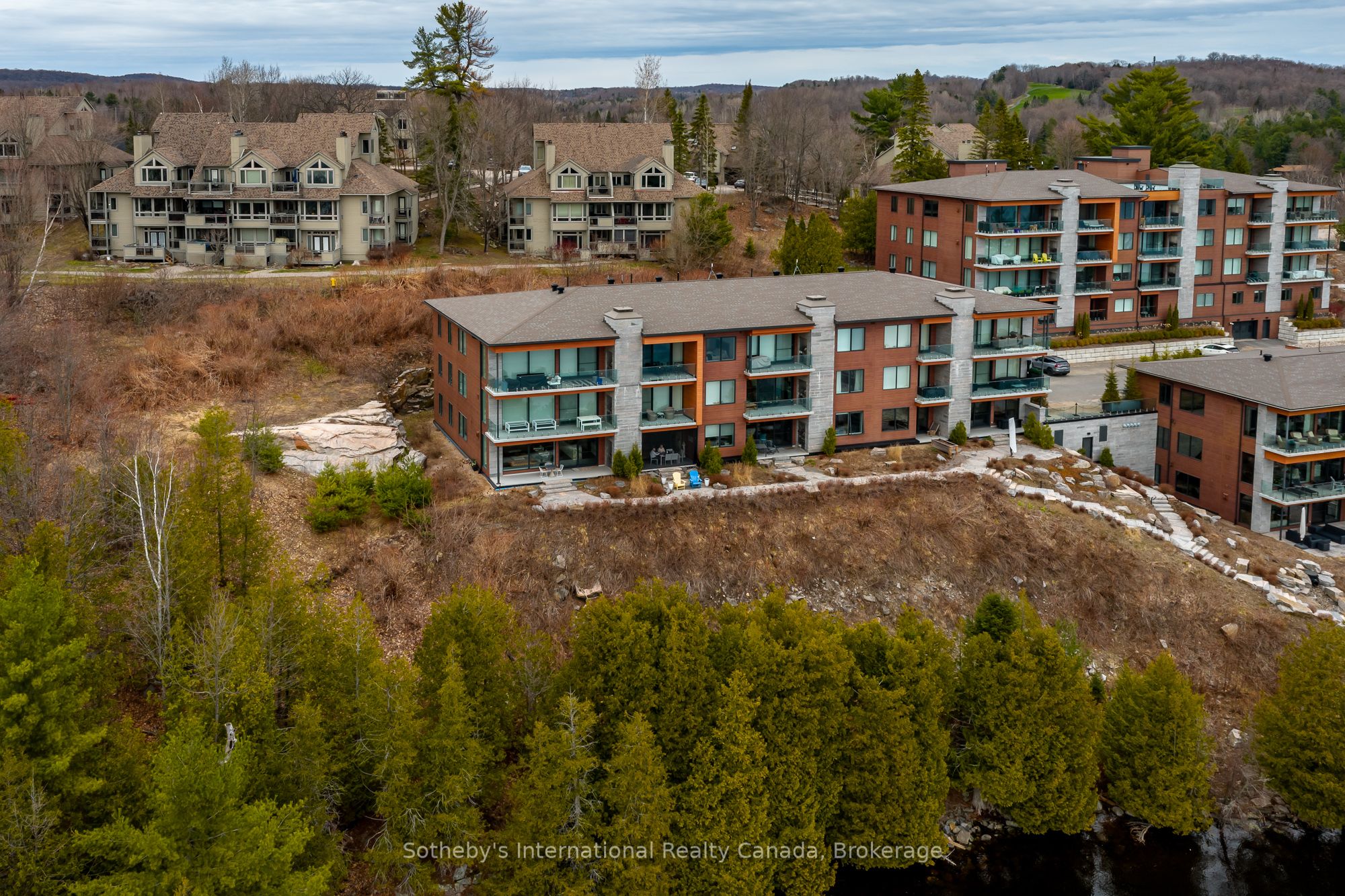 Unit 101 - 727 Grandview Drive, Huntsville 3