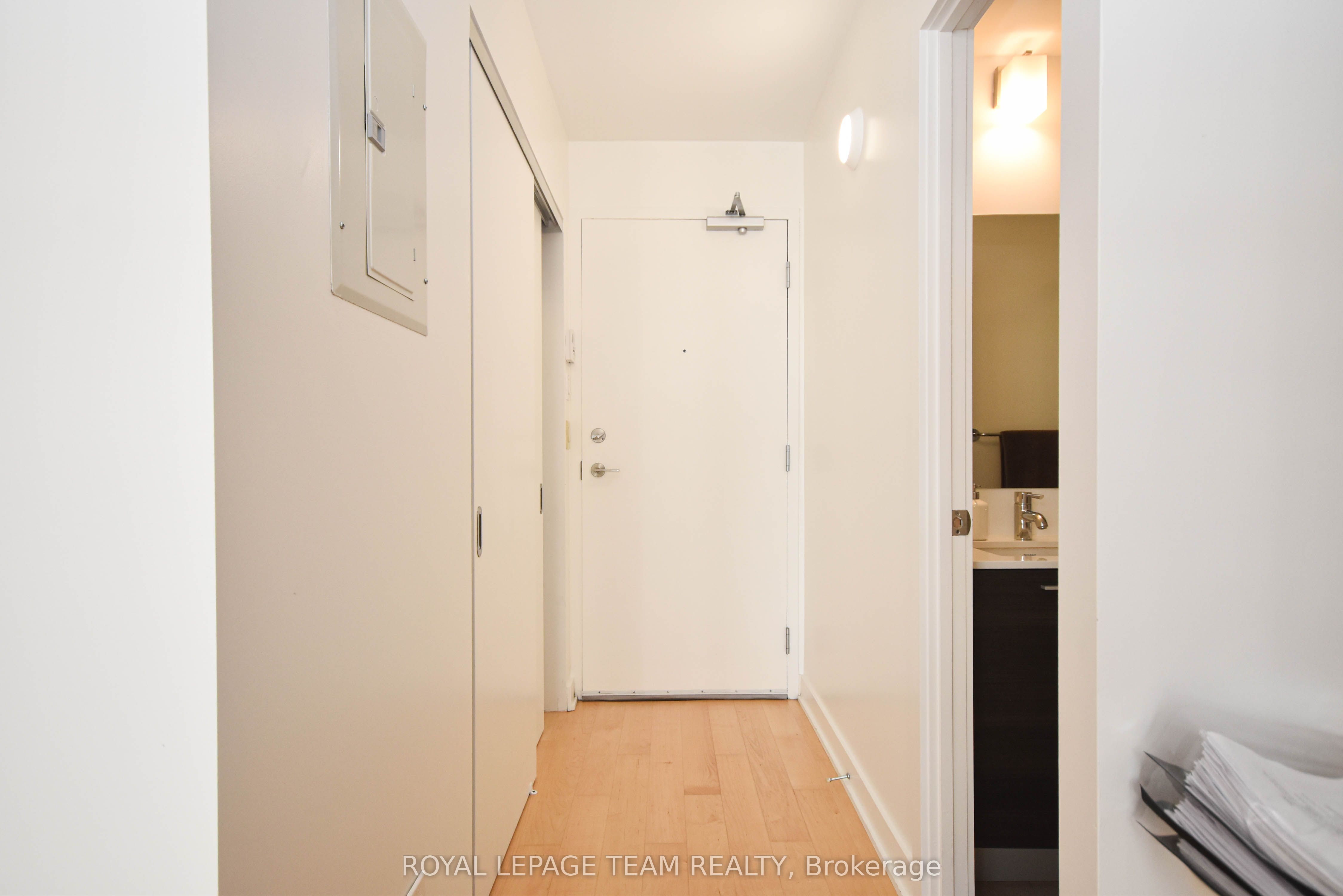 Unit 726 - 349 Mcleod Street, Ottawa 5