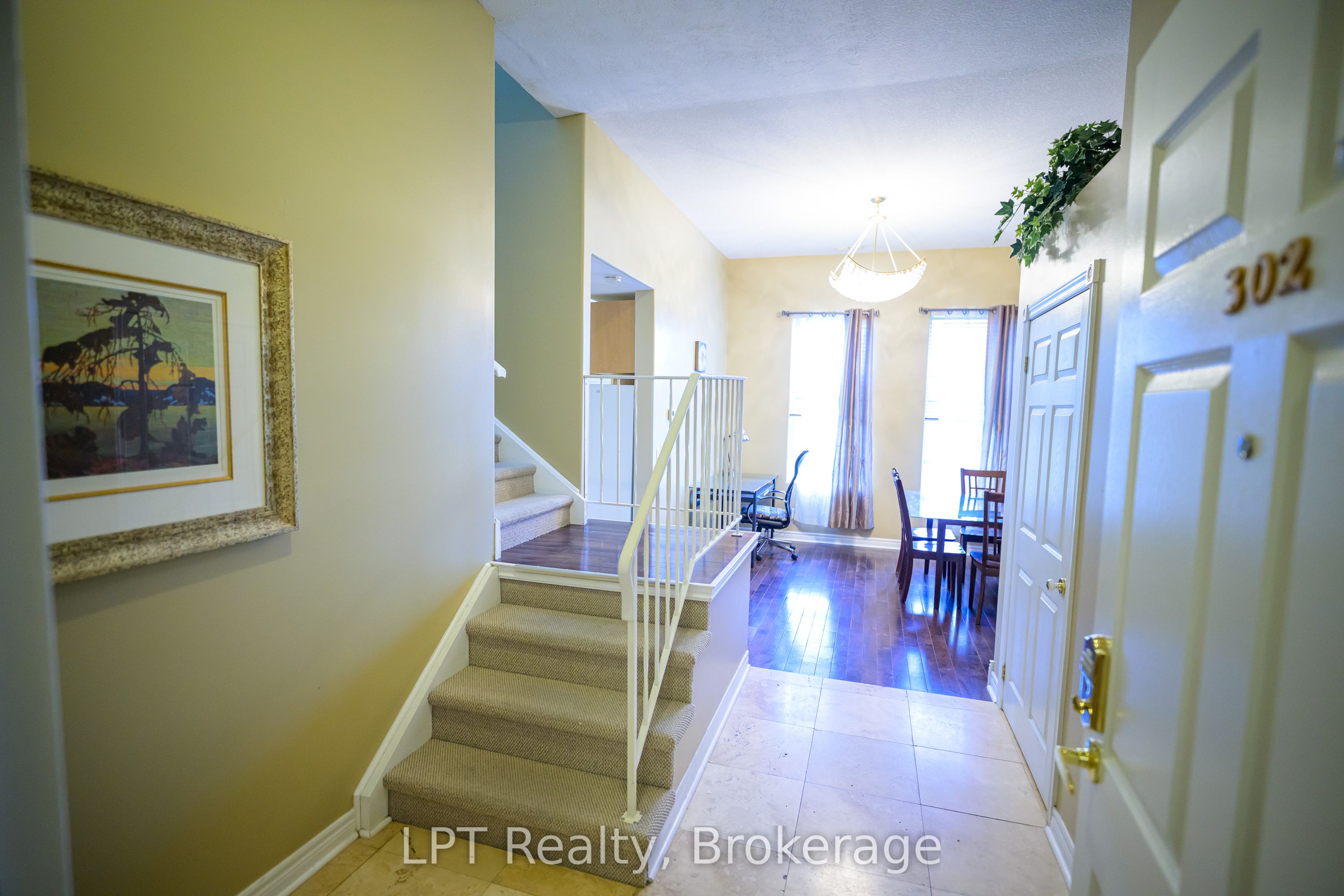 Unit 302 - 317 Queen Street, Chatham-Kent 2