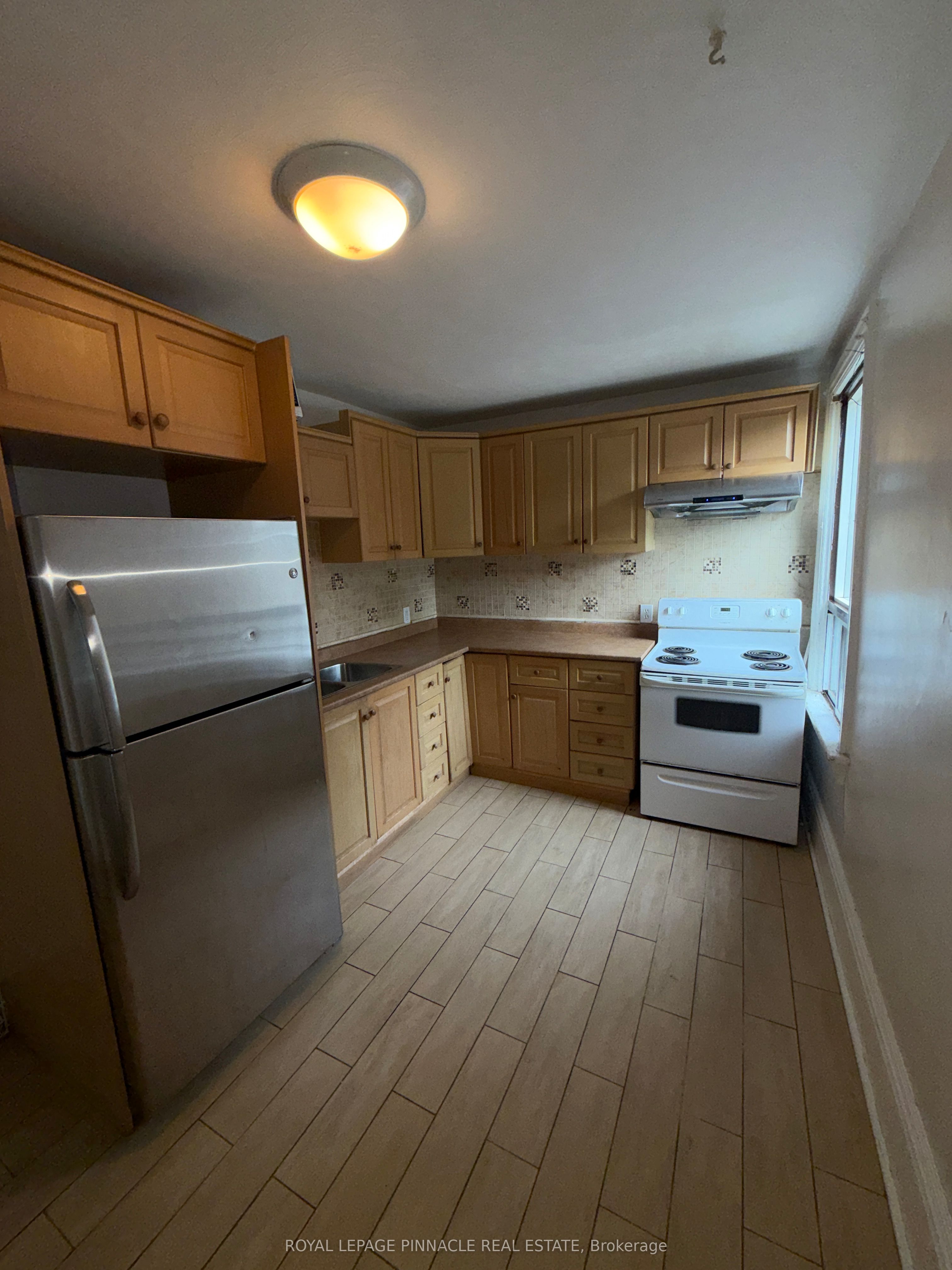 Unit Upper - 55 Cannon Street W, Hamilton 3
