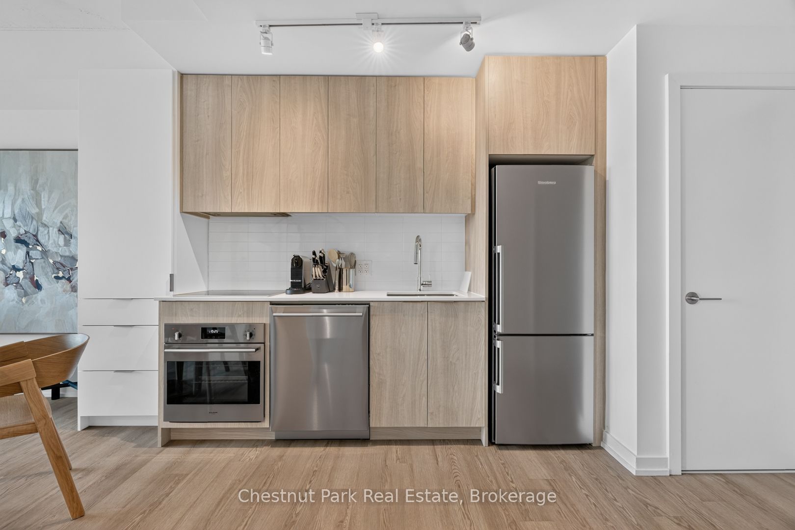 Unit 513 - 100 Carrick Trail, Gravenhurst 3