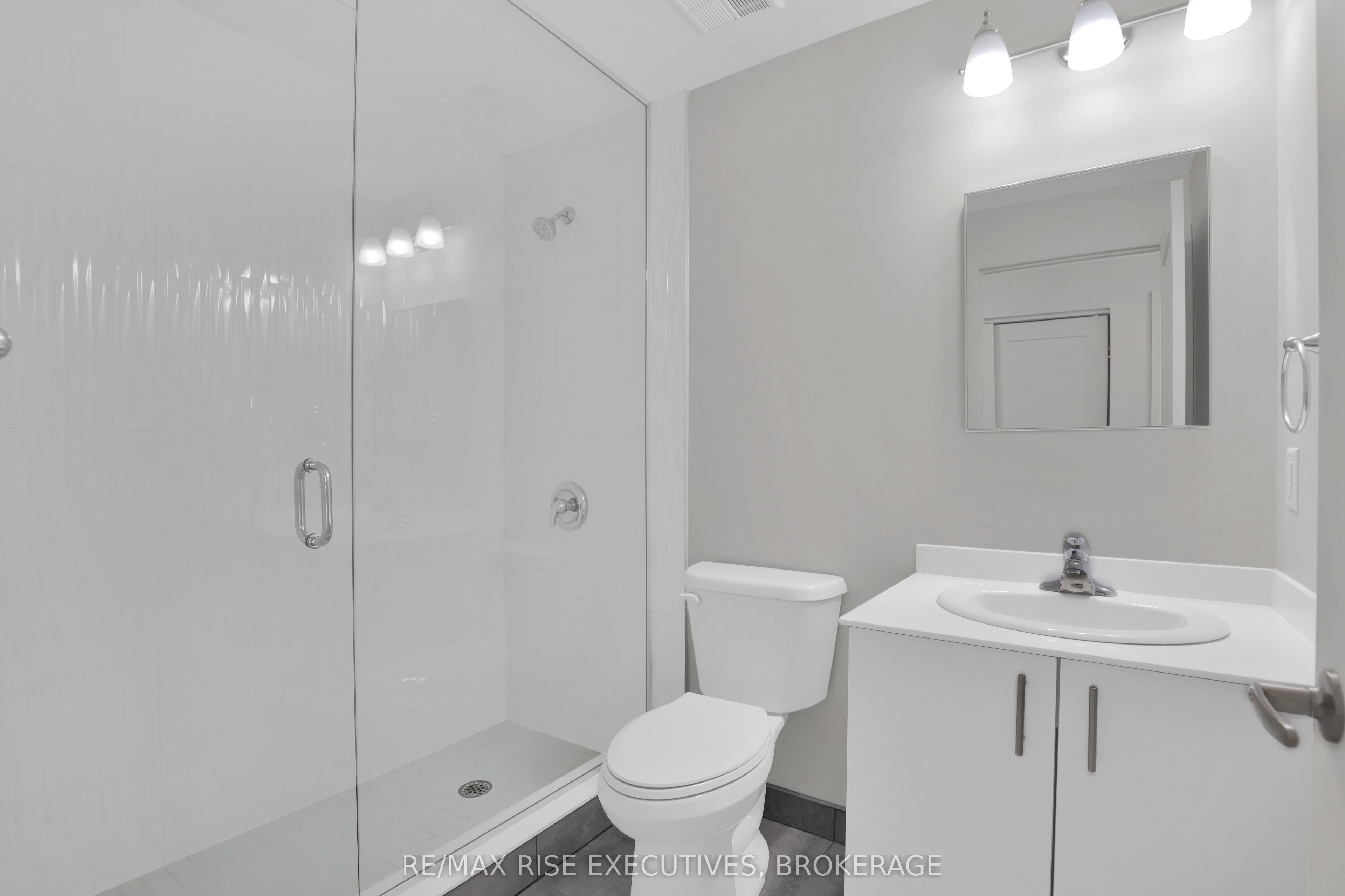 Unit 101 - 1274 Highway 15, Rr 2, Kingston 4