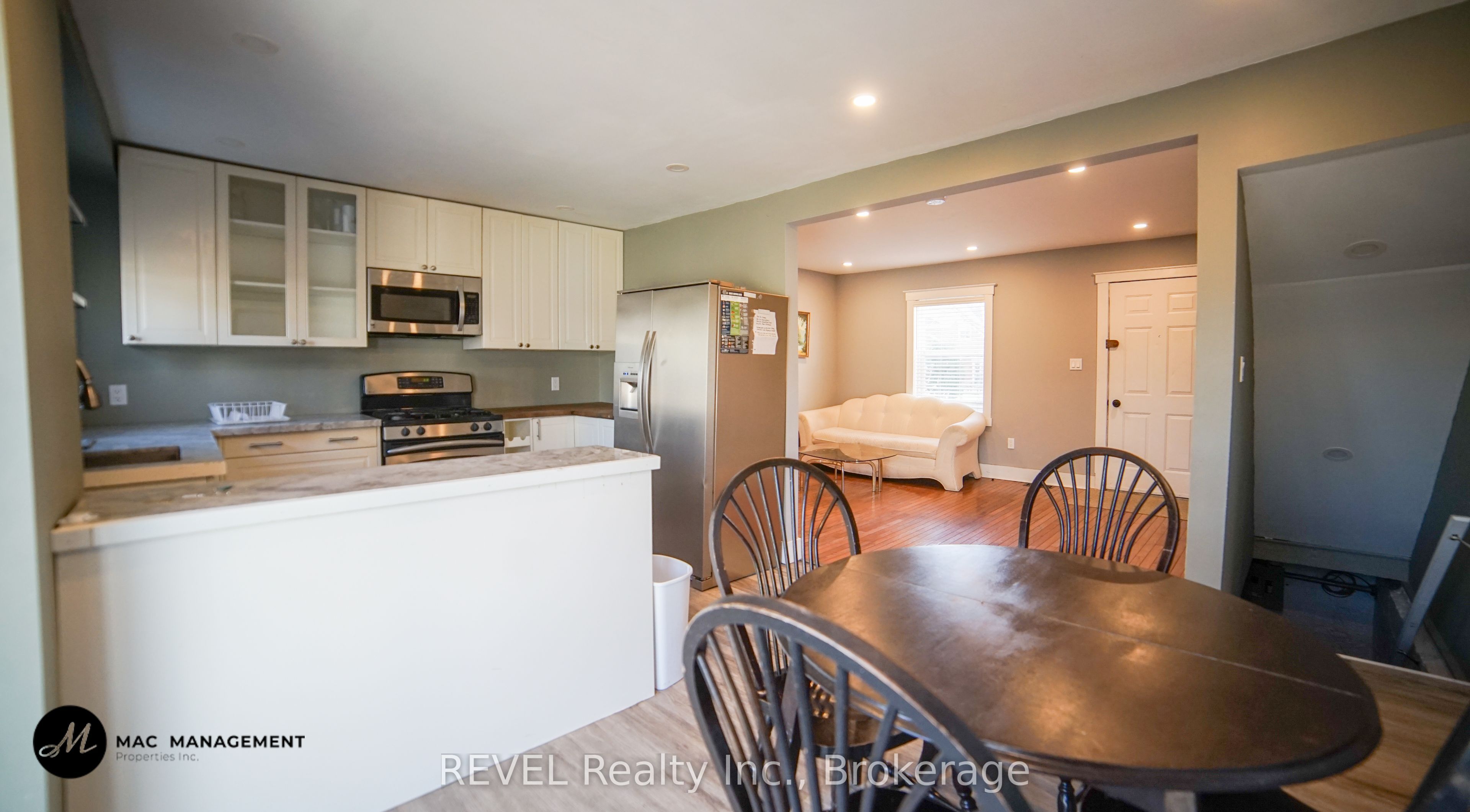 32 Edmund Street, St. Catharines 3