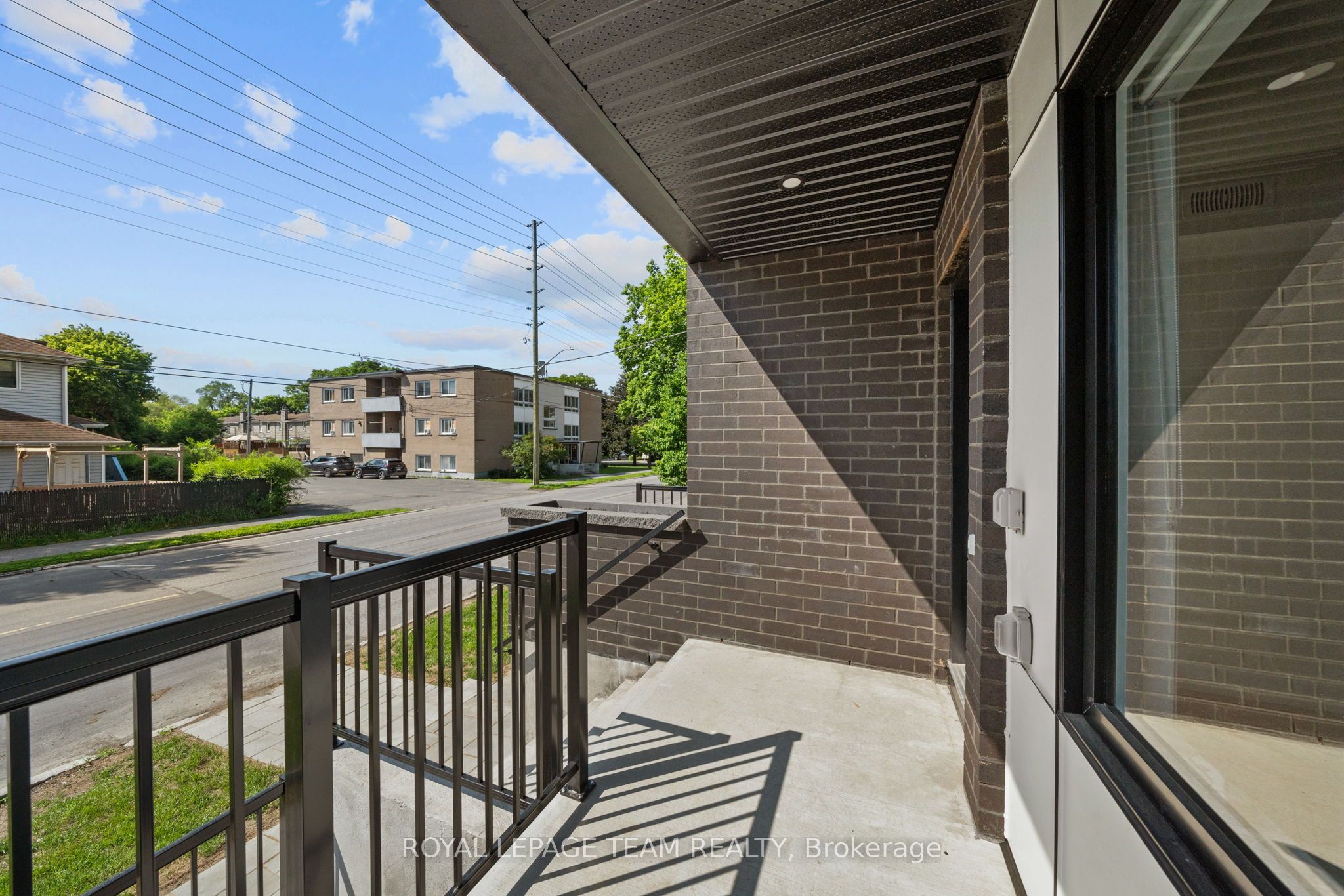 Unit B - 1229 Shillington Street, Ottawa 2