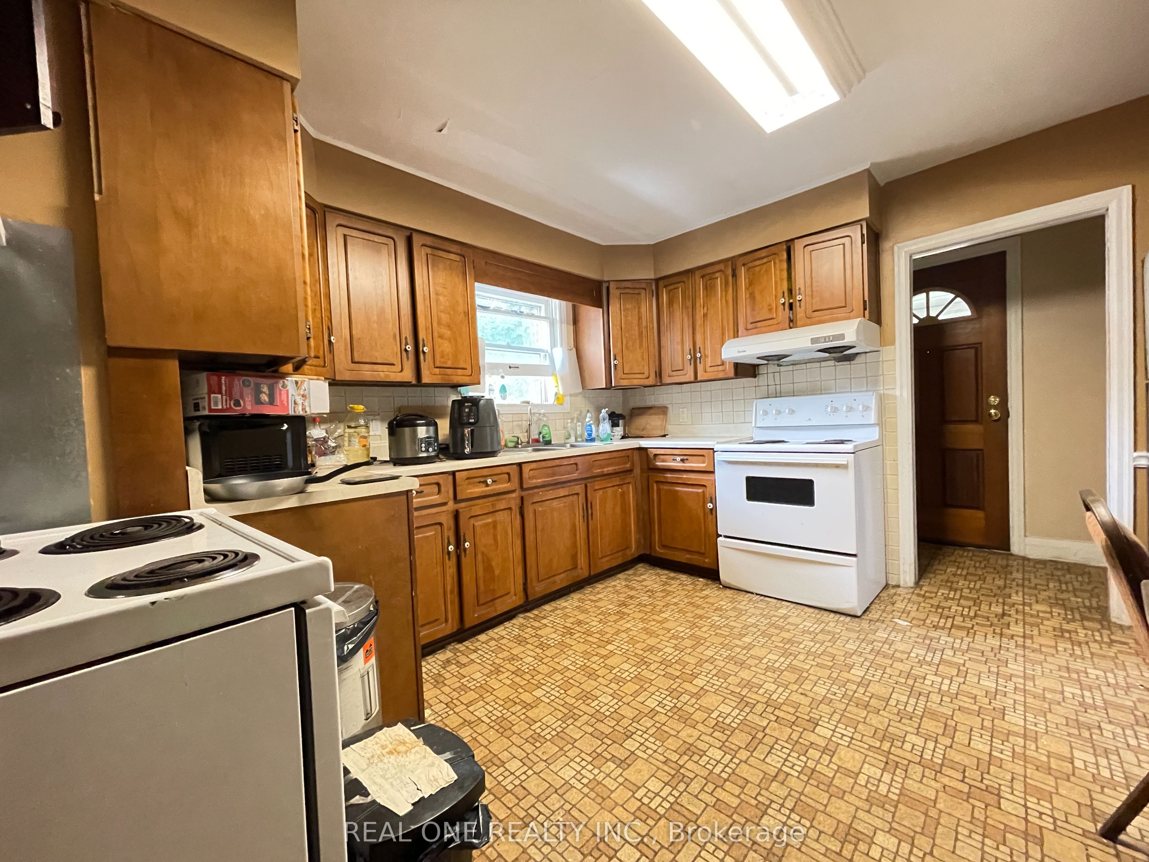 Unit A - 35 Bowman Street, Hamilton 5