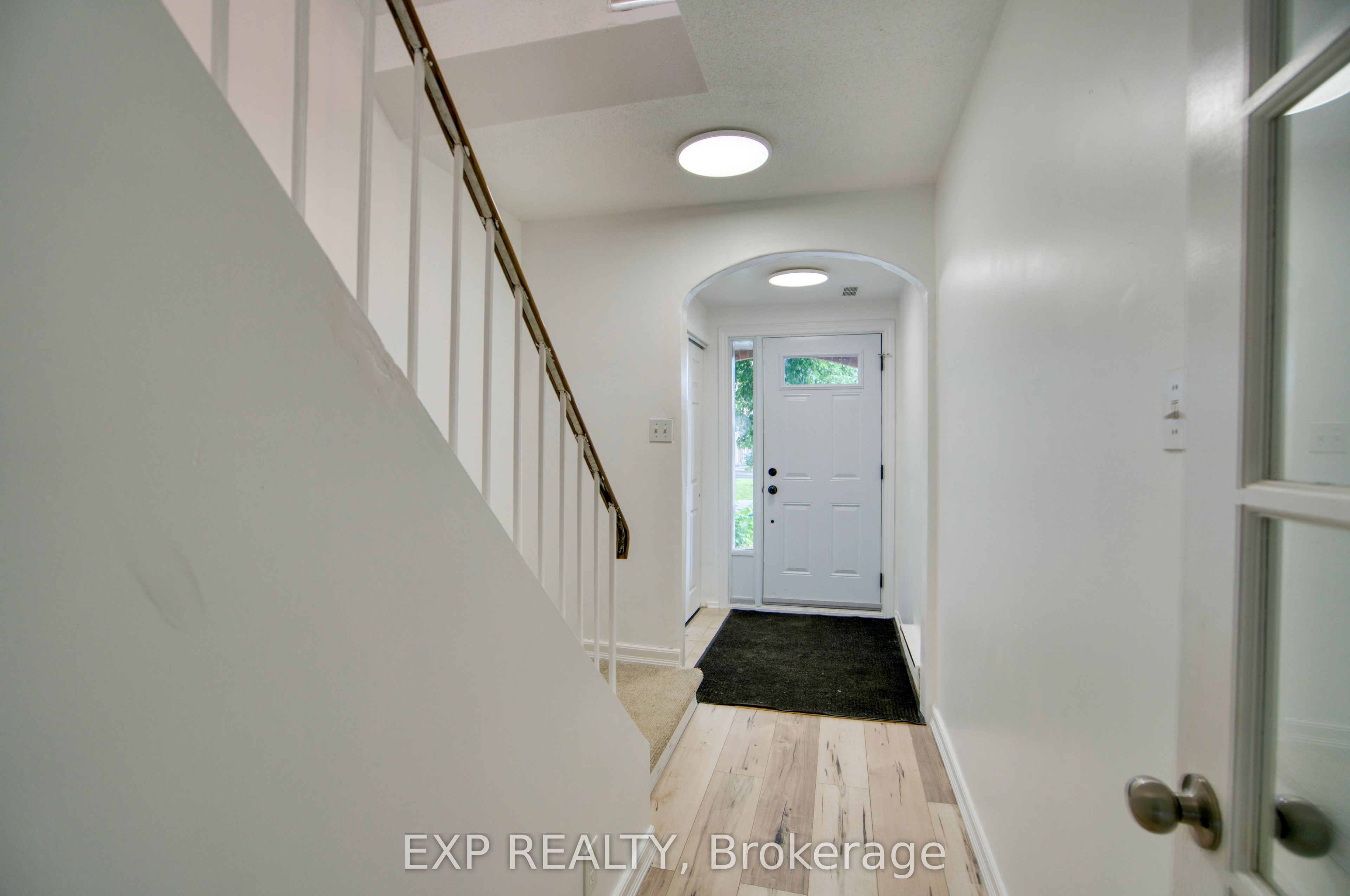 Unit 75 - 90 Lightfoot Place, Kanata 4