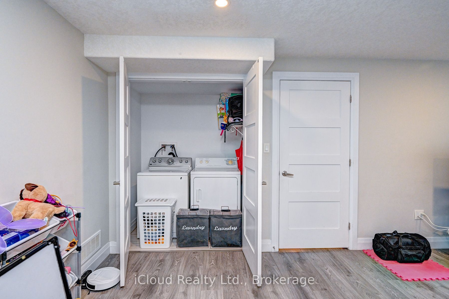Unit Bsmt - 65 Arkell Road, Guelph 5