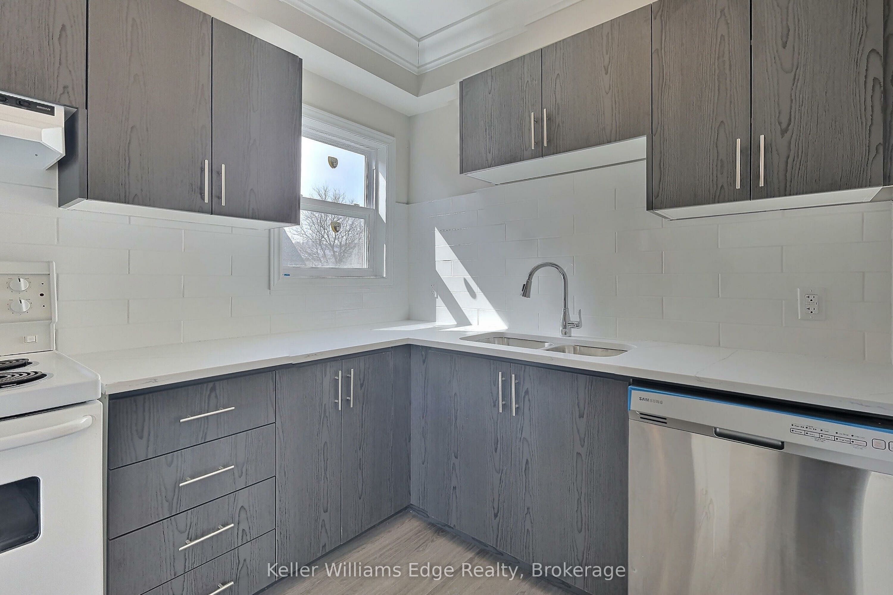 Unit 5 - 8 Tisdale Street S, Hamilton 5