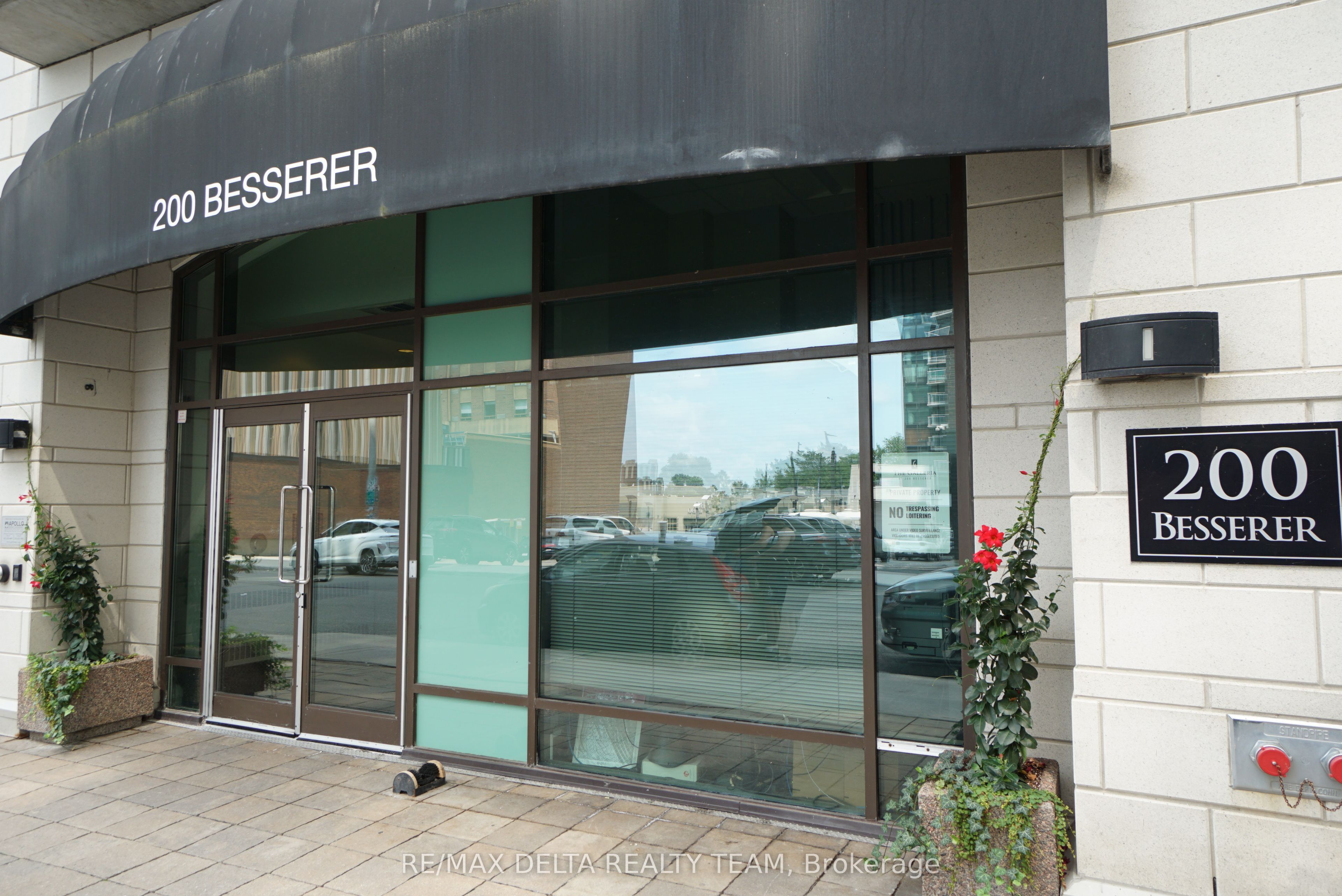 Unit 1213 - 200 BESSERER Street, Ottawa 2