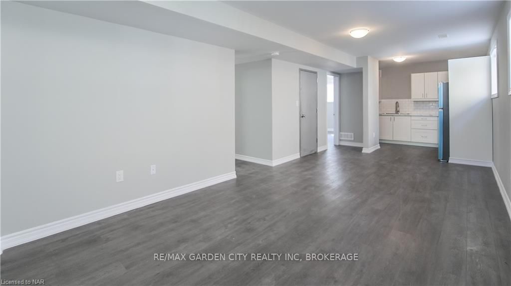 Unit LOWER - 113 THOROLD Road, Welland 5