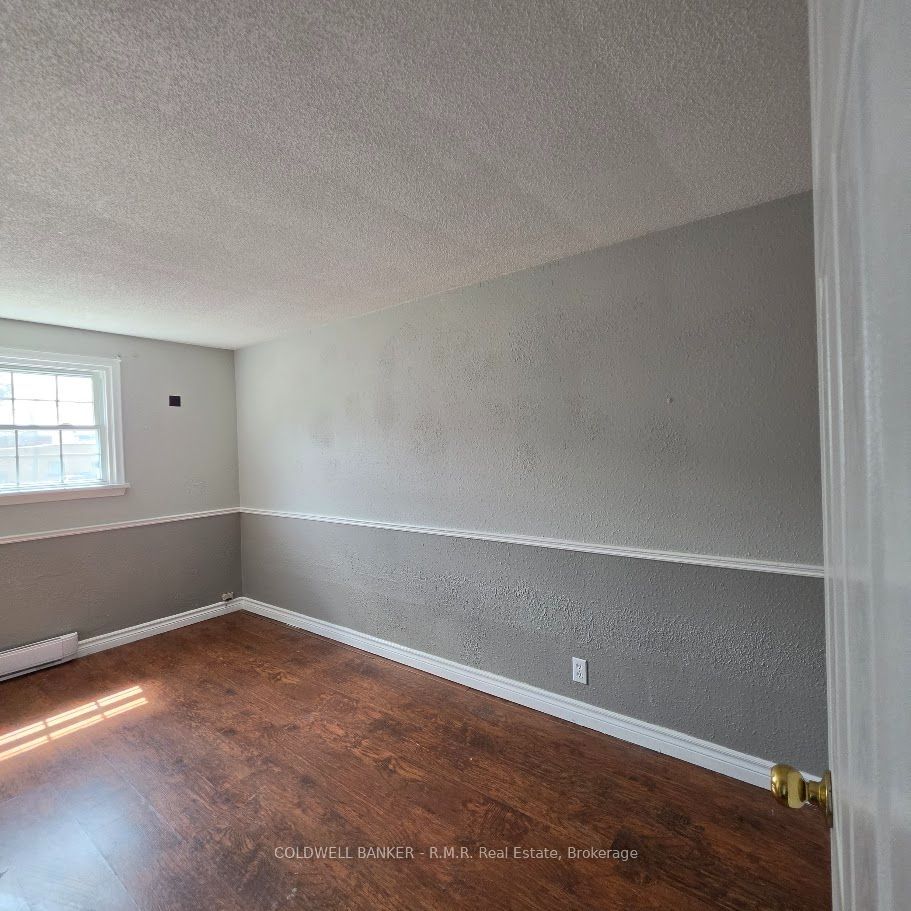 Unit 6 - 47 William Street N, Kawartha Lakes 2