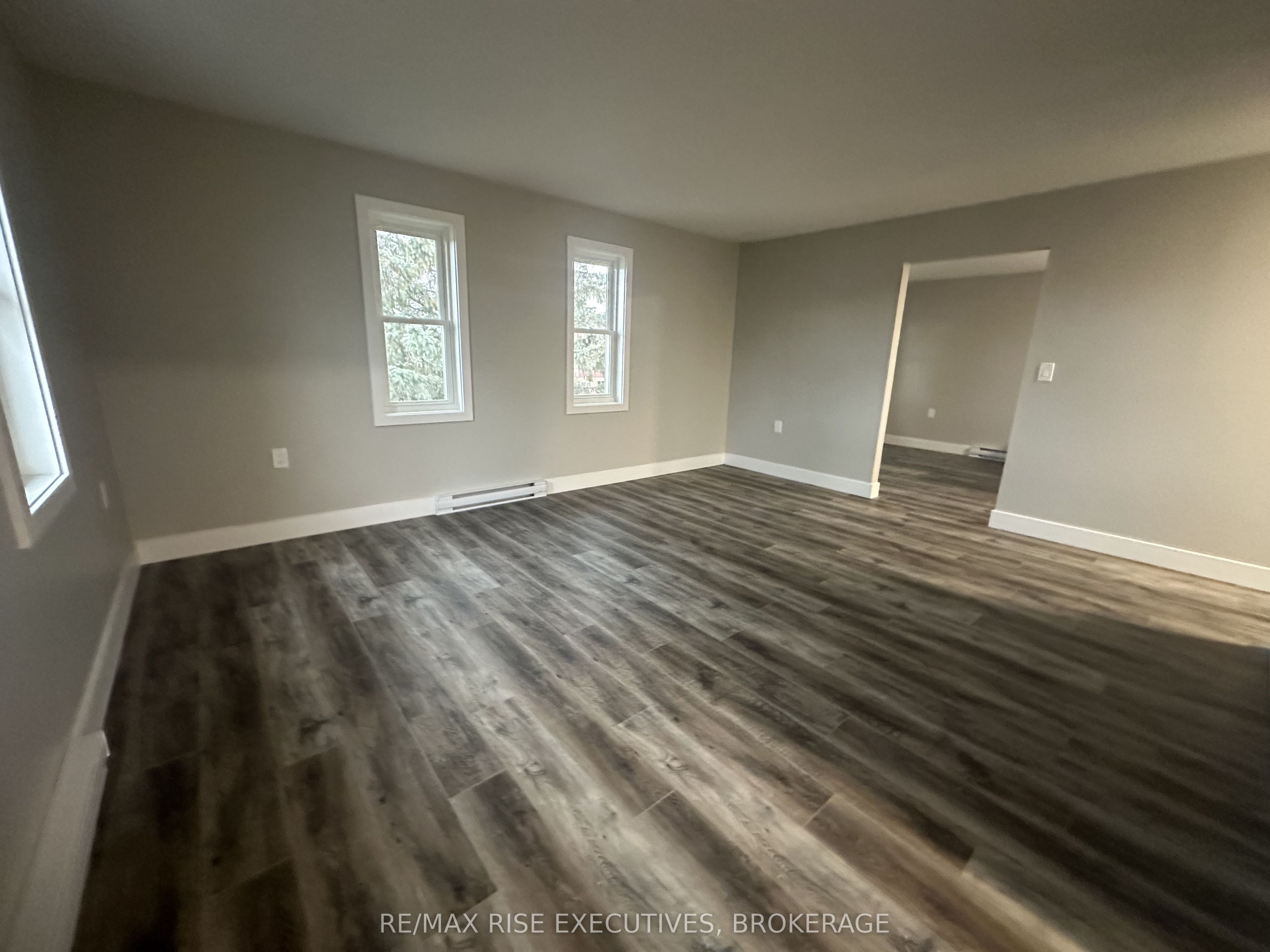 Unit 3 - 565 Emma Street, Gananoque 5