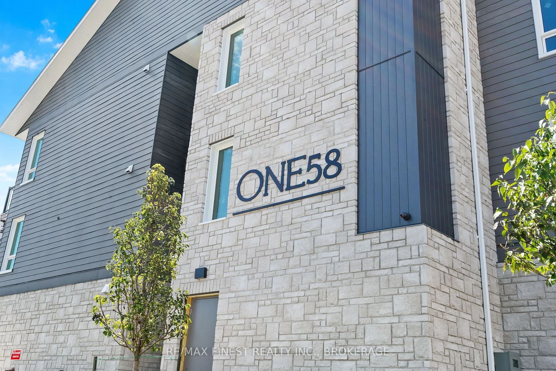 Unit 206 - 150 Heritage Park Drive, Greater Napanee 2