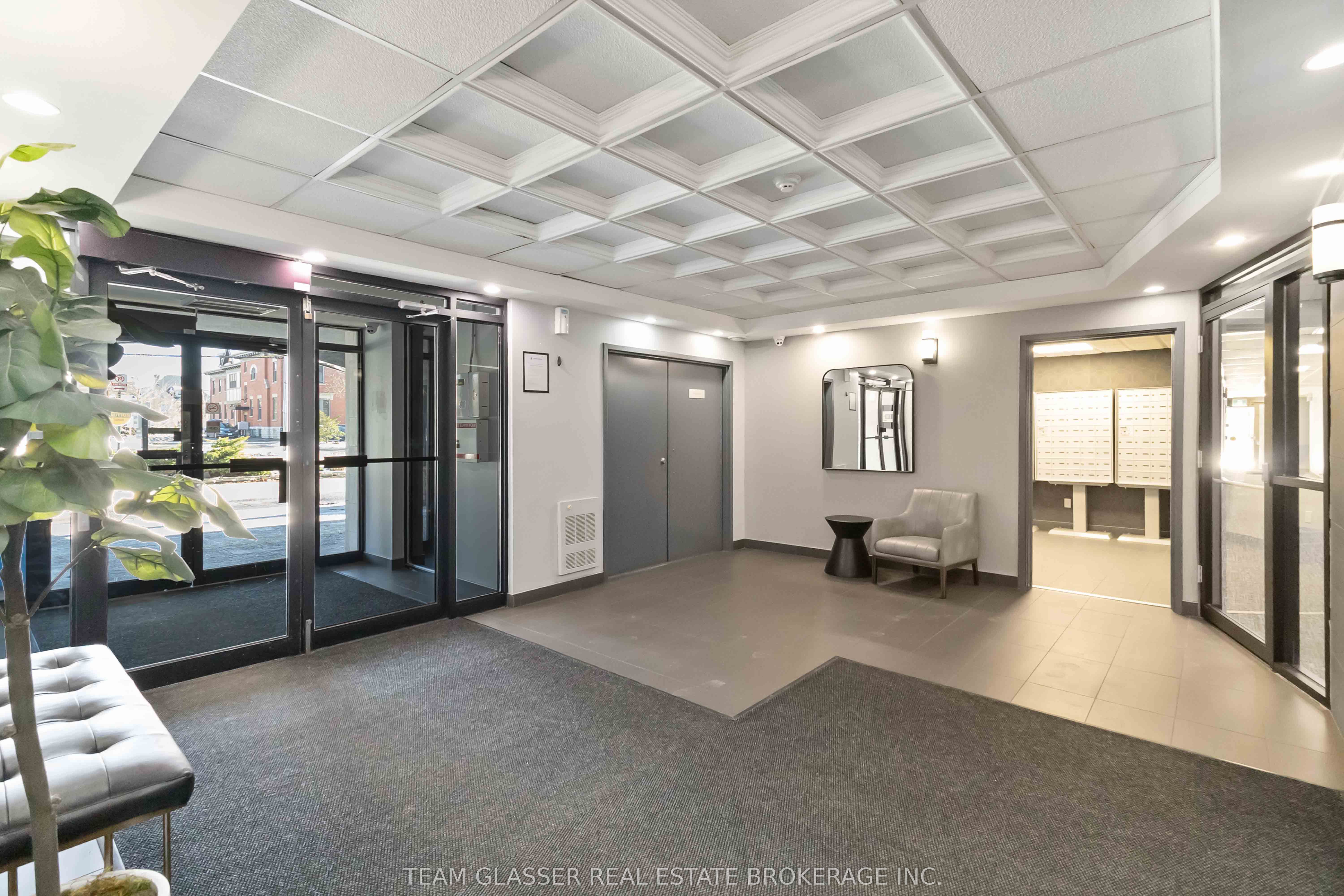 Unit 502 - 396 Queens Avenue, London 3