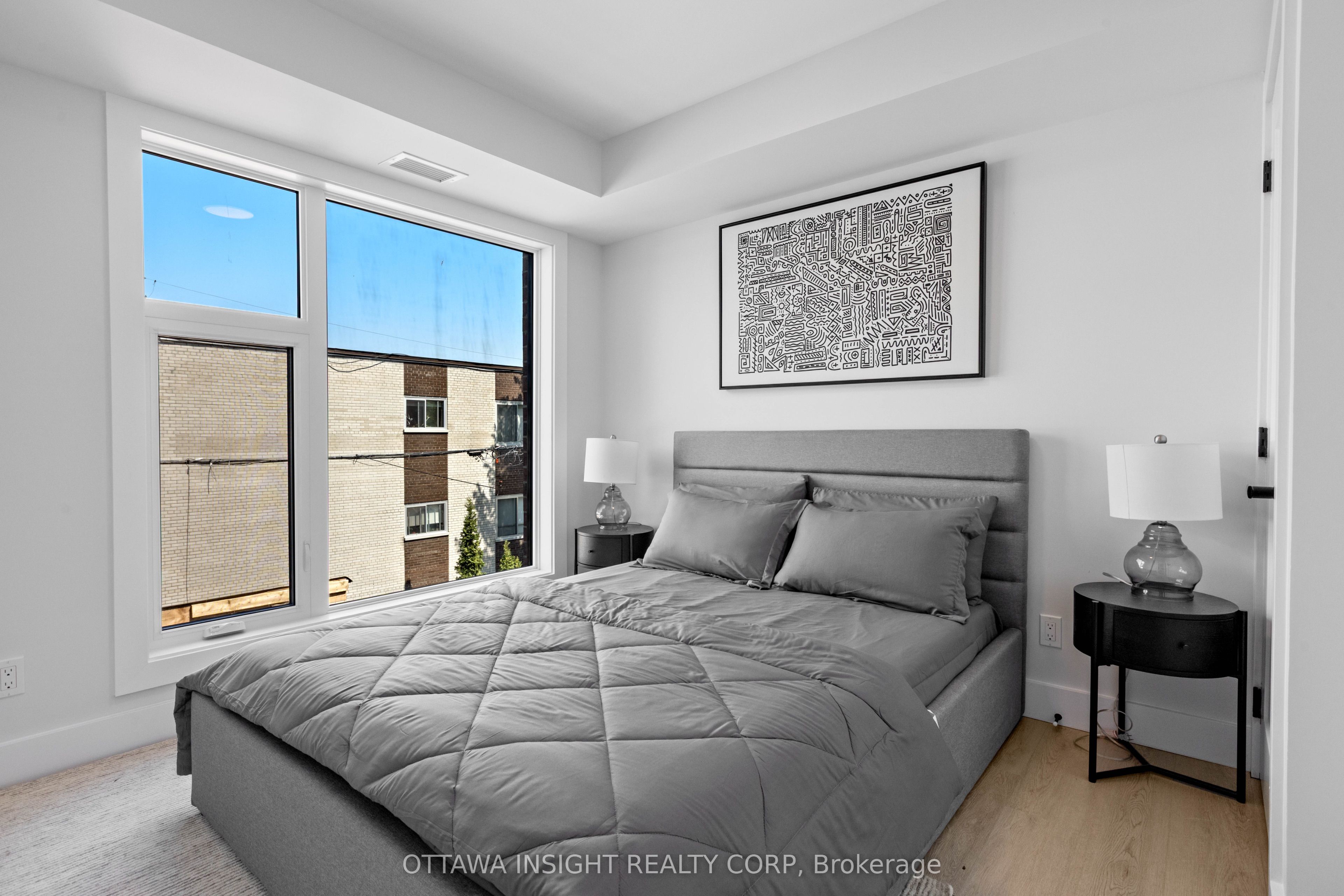 Unit 4 - 2409 Carlsen Avenue, Ottawa 5