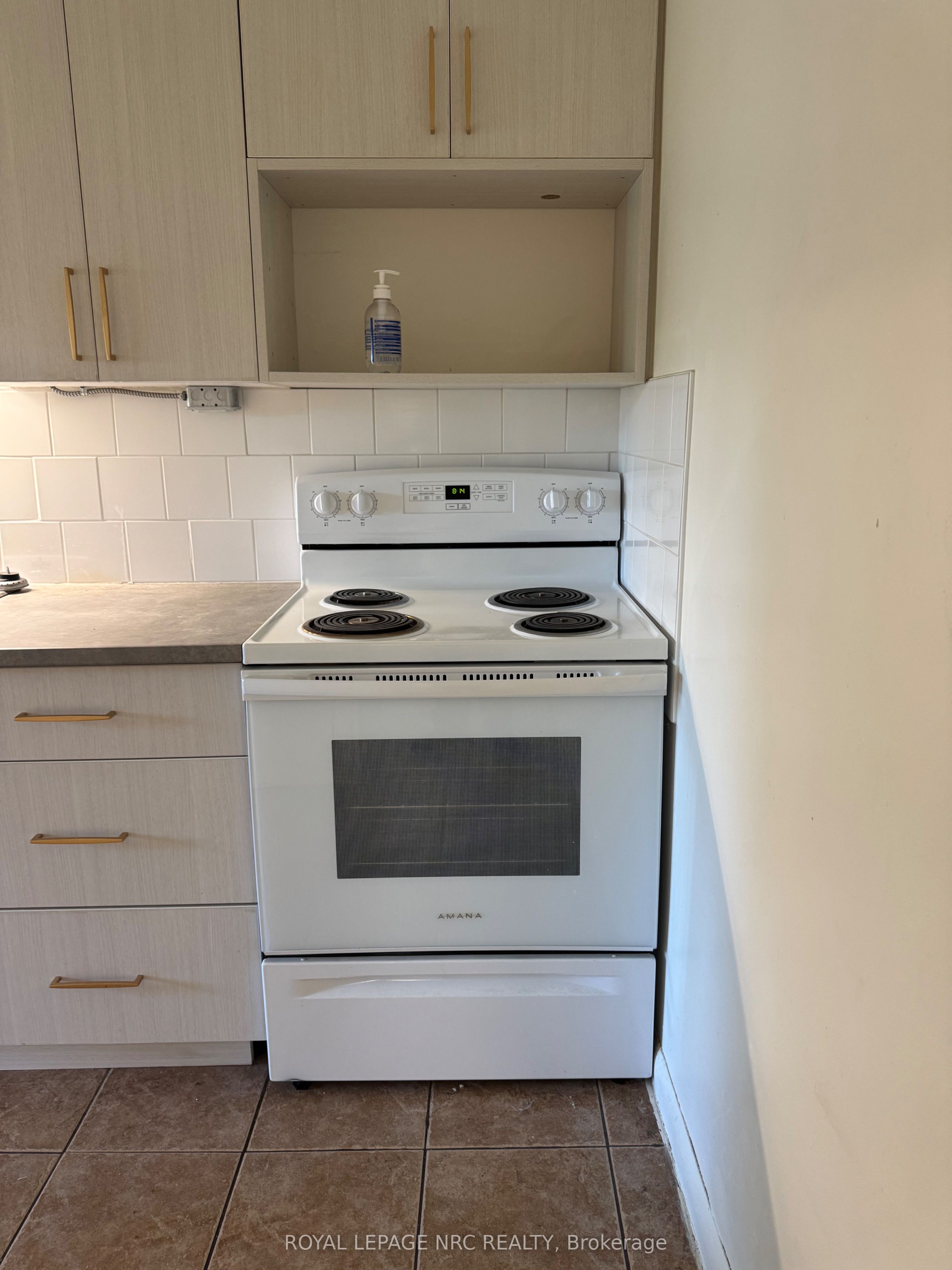 Unit 34 - 6035 Murray Street, Niagara Falls 5
