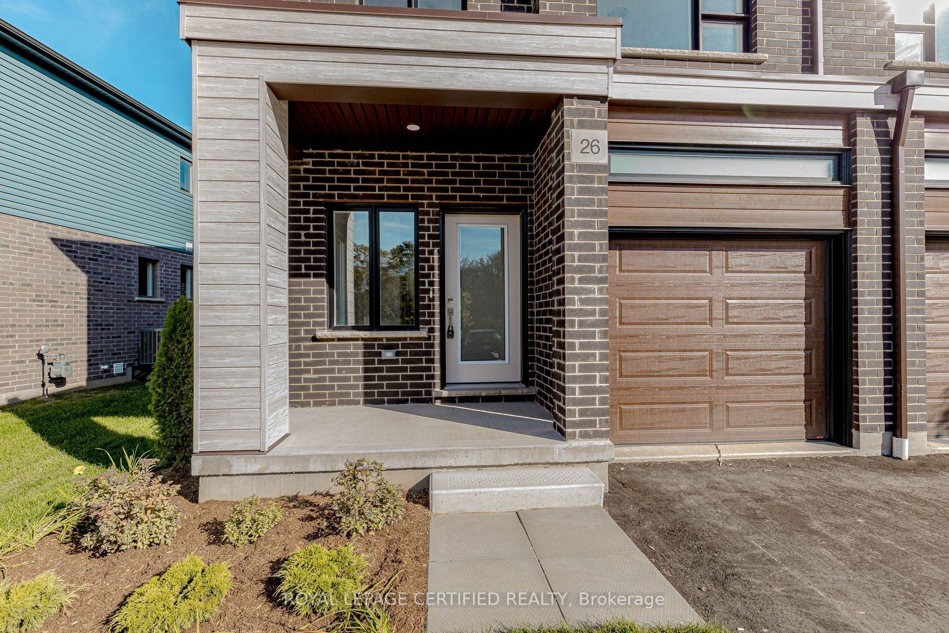 26 Oak Forest Common Crescent, Cambridge 2