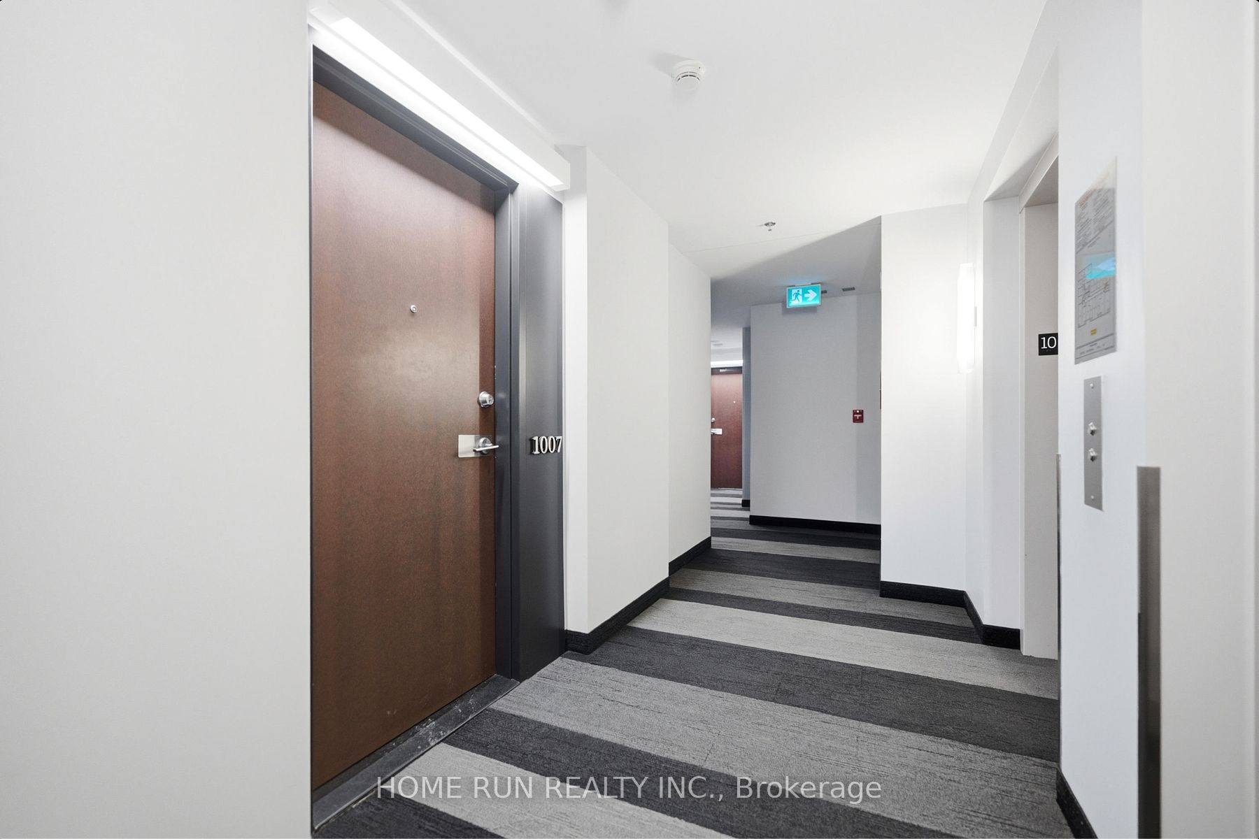 Unit 1007 - 199 Slater Street, Ottawa 3