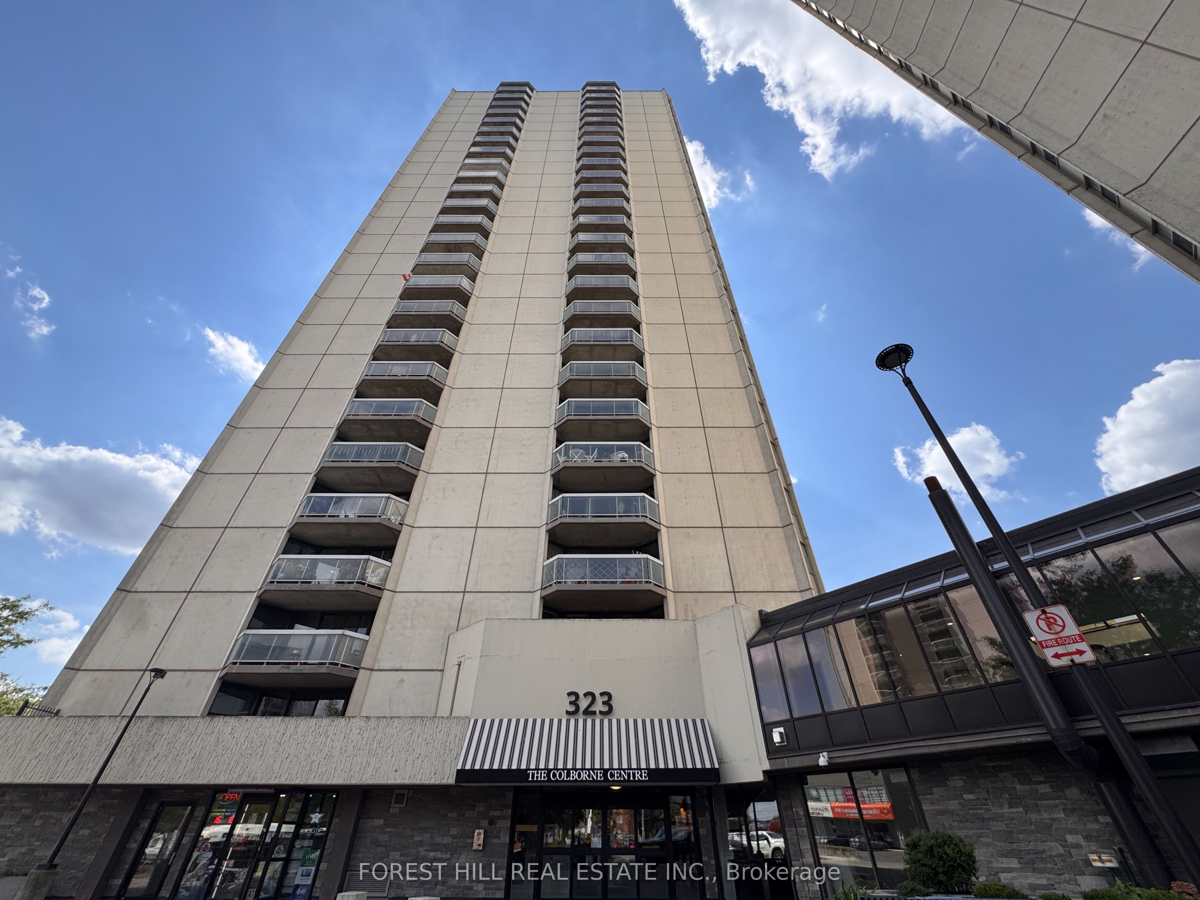 Unit 905 - 323 Colborne Street, London 2