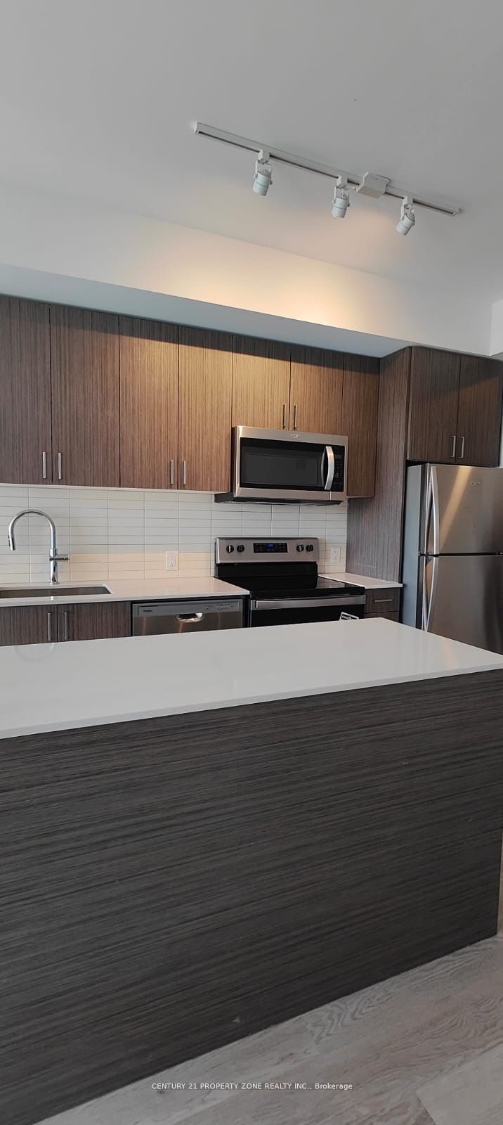 Unit 405 - 2782 Barton Street E, Hamilton 2