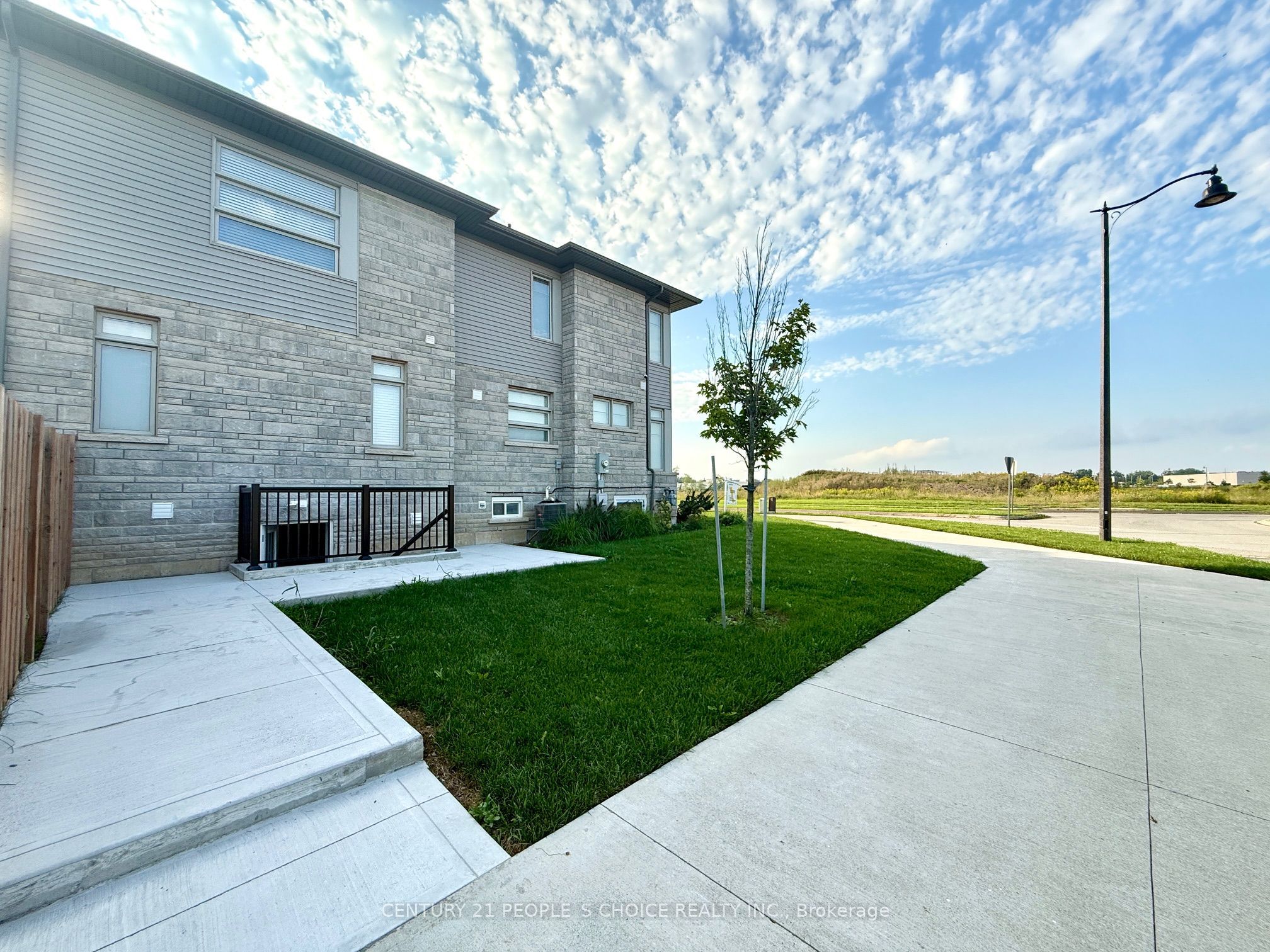 Unit Basement - 72 Summersides Boulevard S, Pelham 3