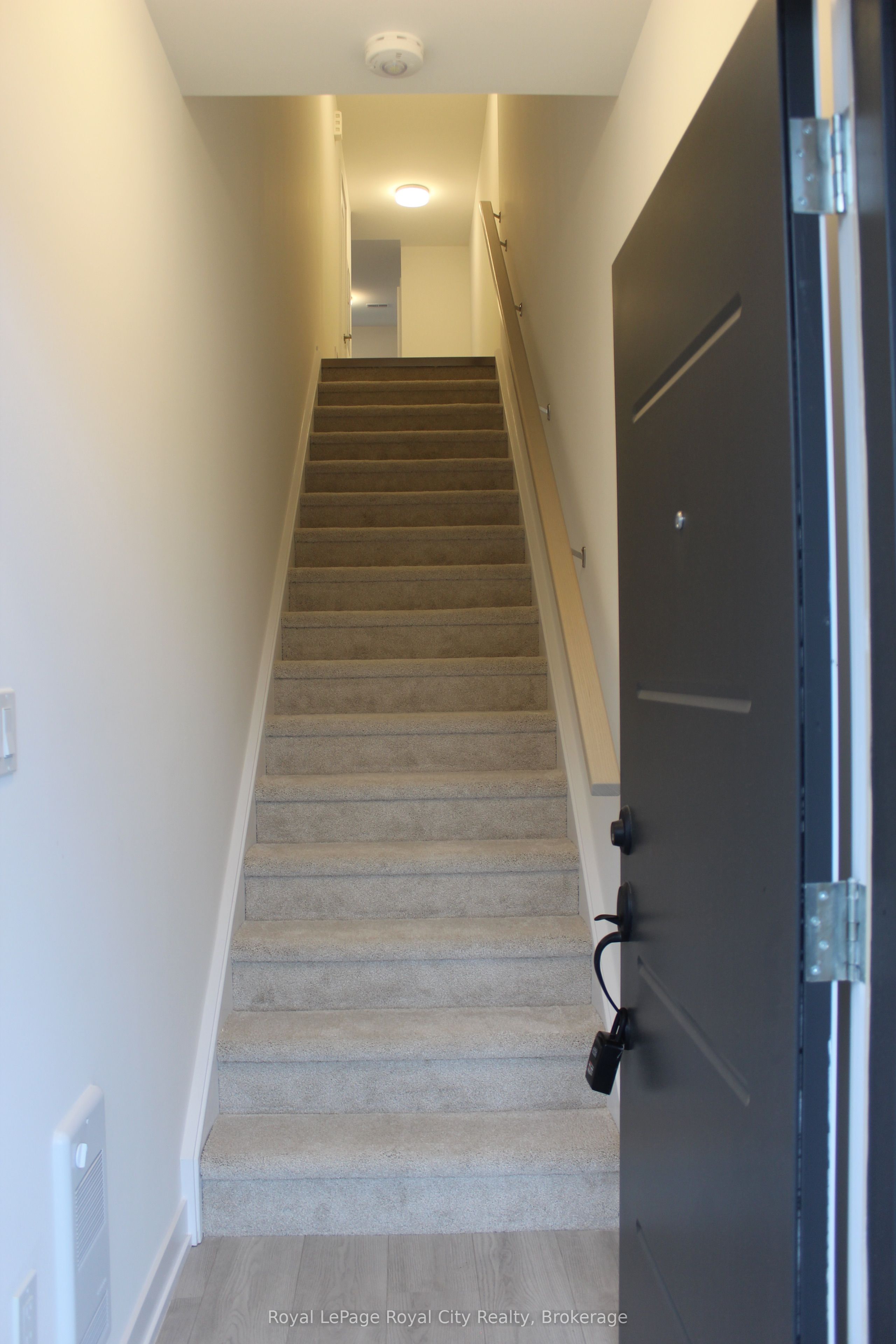 Unit 34 - 42 Lowes Road W, Guelph 3