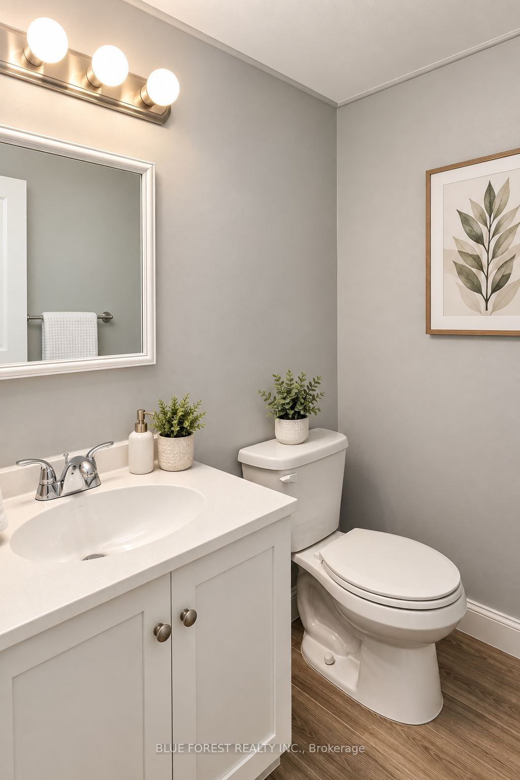 93 Elvira Crescent, London 5