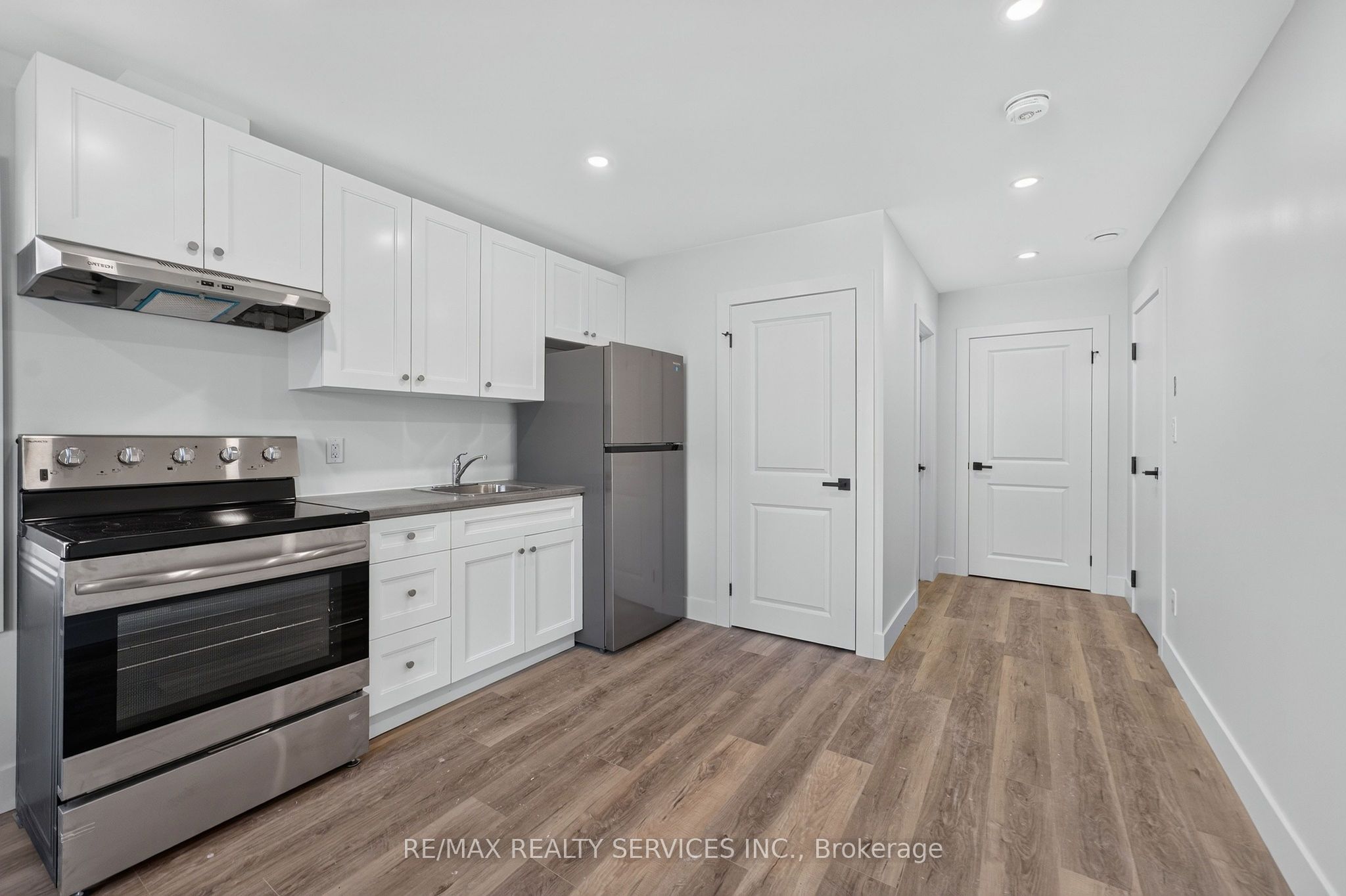 Unit 5 - 260 King Street, Welland 5