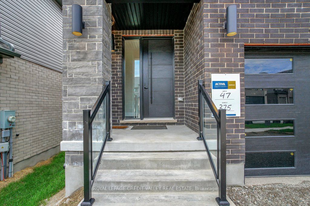 375 Chokecherry Crescent, Waterloo 3