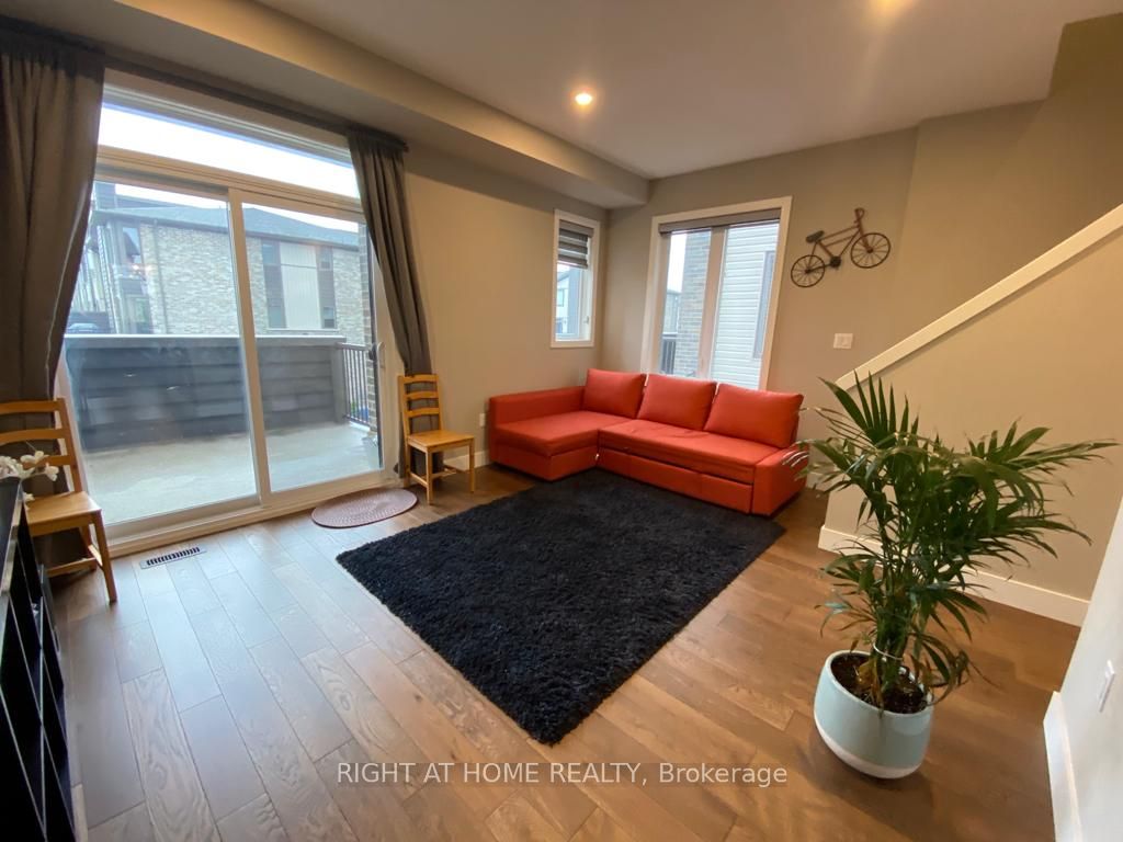 Unit 234 - 1960 Dalmagarry Road, London 5