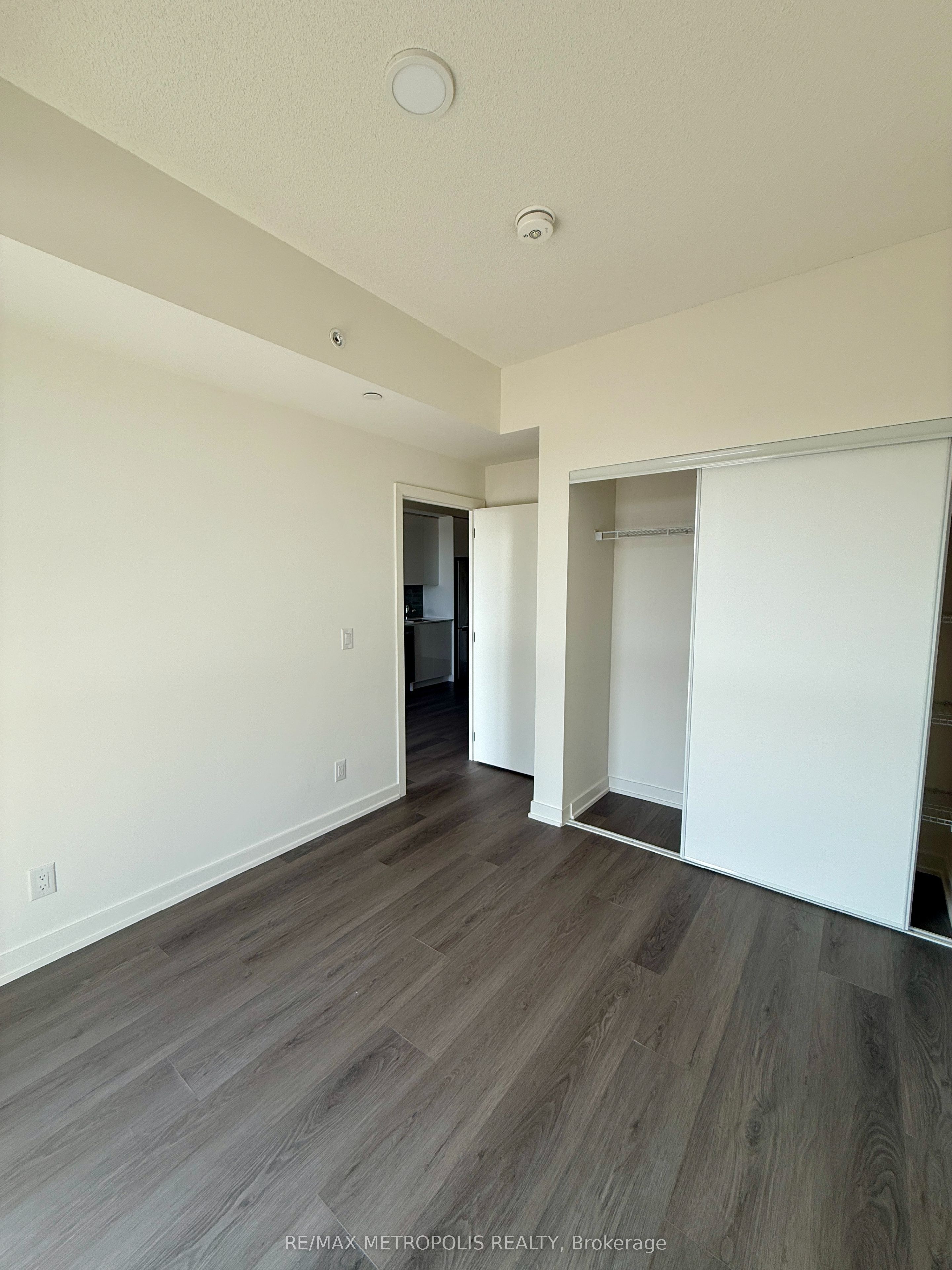 Unit 715 - 33 Erie Avenue, Brantford 2