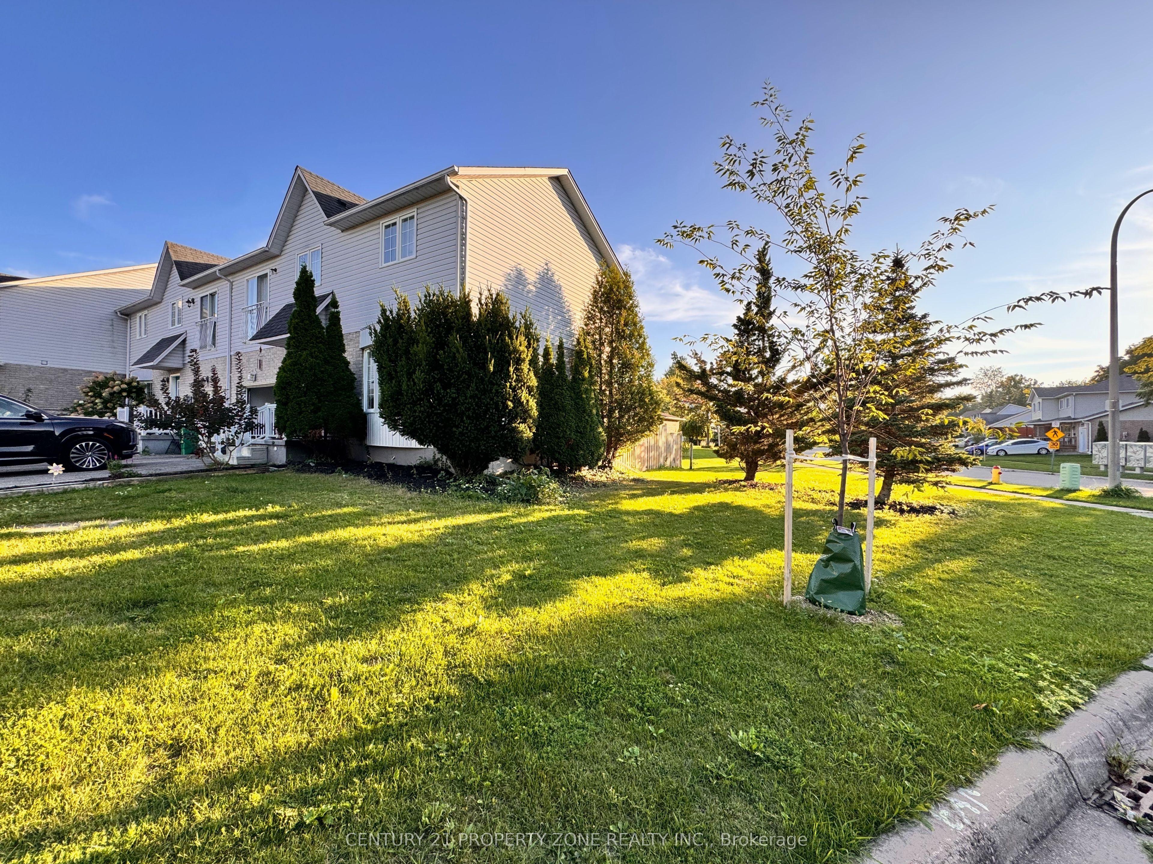 1 Golden Terrace Court, Kitchener 4