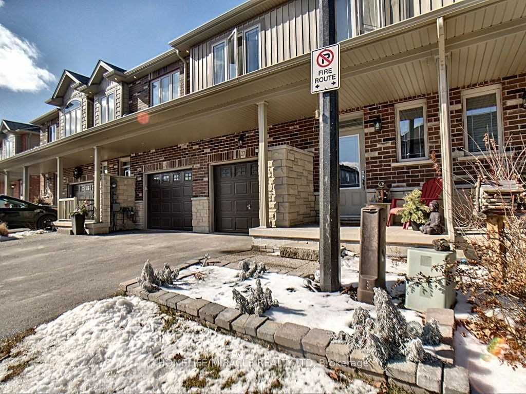 Unit 22 - 380 lake Street, Grimsby 1