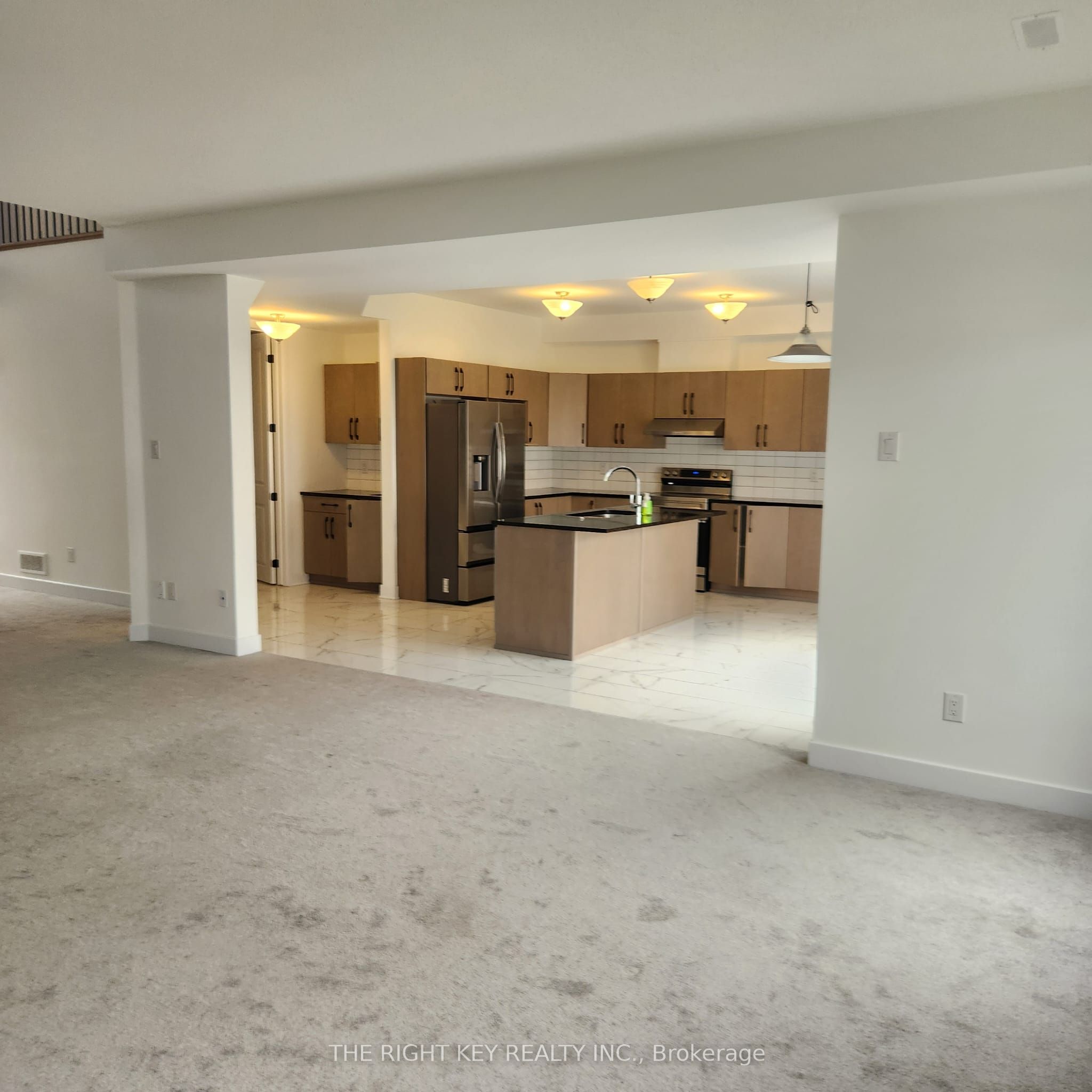 32 Dun Skipper Drive, Orleans-Gloucester 5