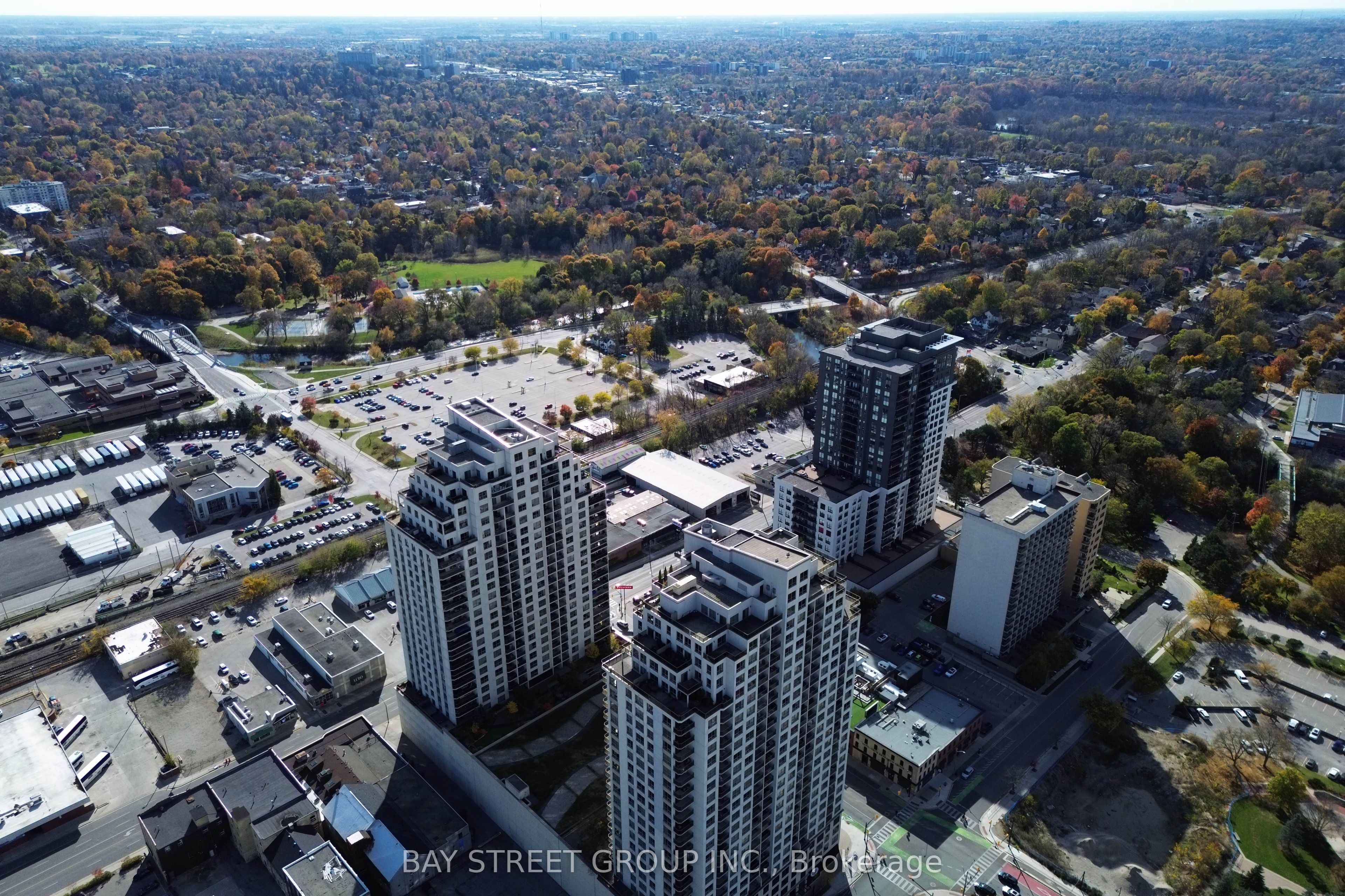 Unit 2202 - 330 RIDOUT Street, London 5