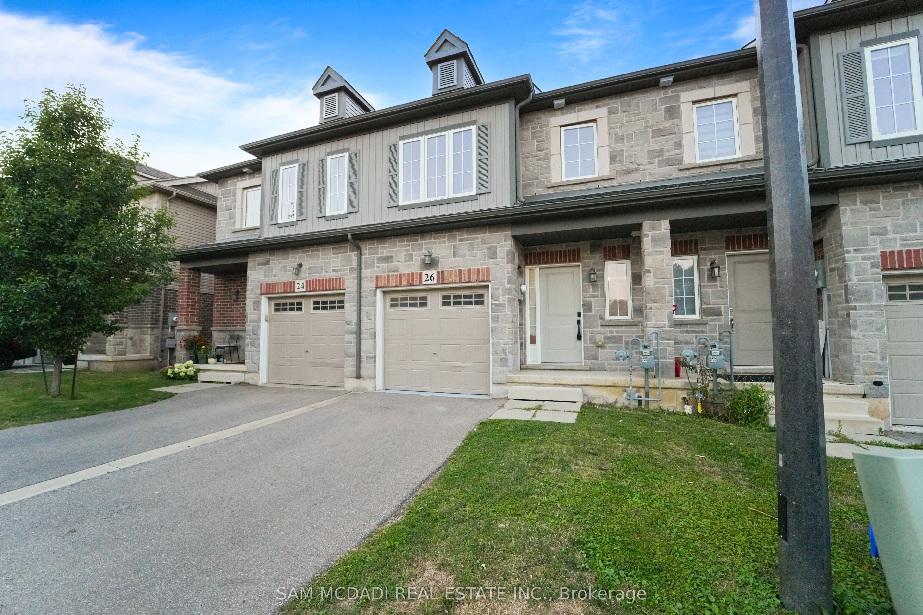 26 Dayman Drive, Ancaster 2