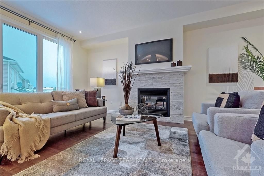 3375 WOODROFFE Avenue, Nepean 4