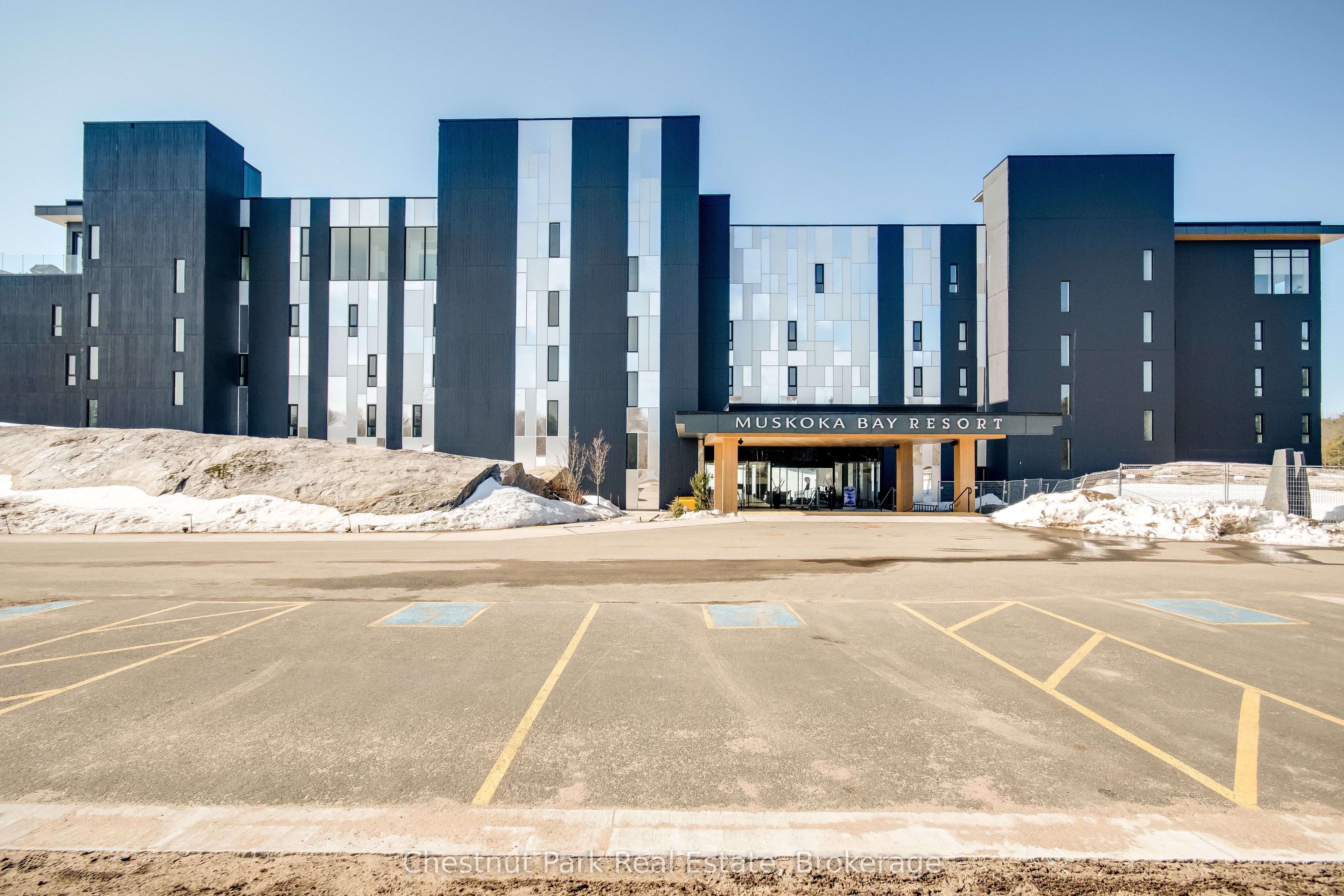 Unit 404 - 120 Carrick Trail, Gravenhurst 2